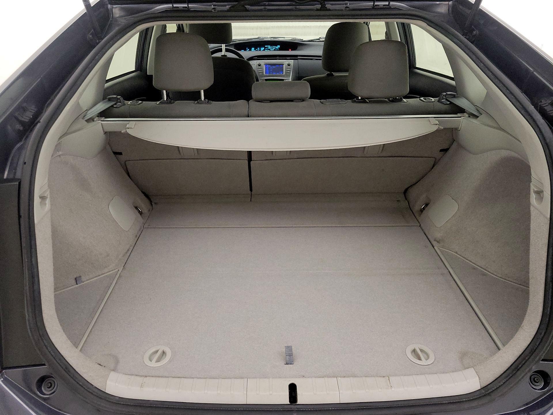 Thumbnail: 2015 Toyota Prius - 20