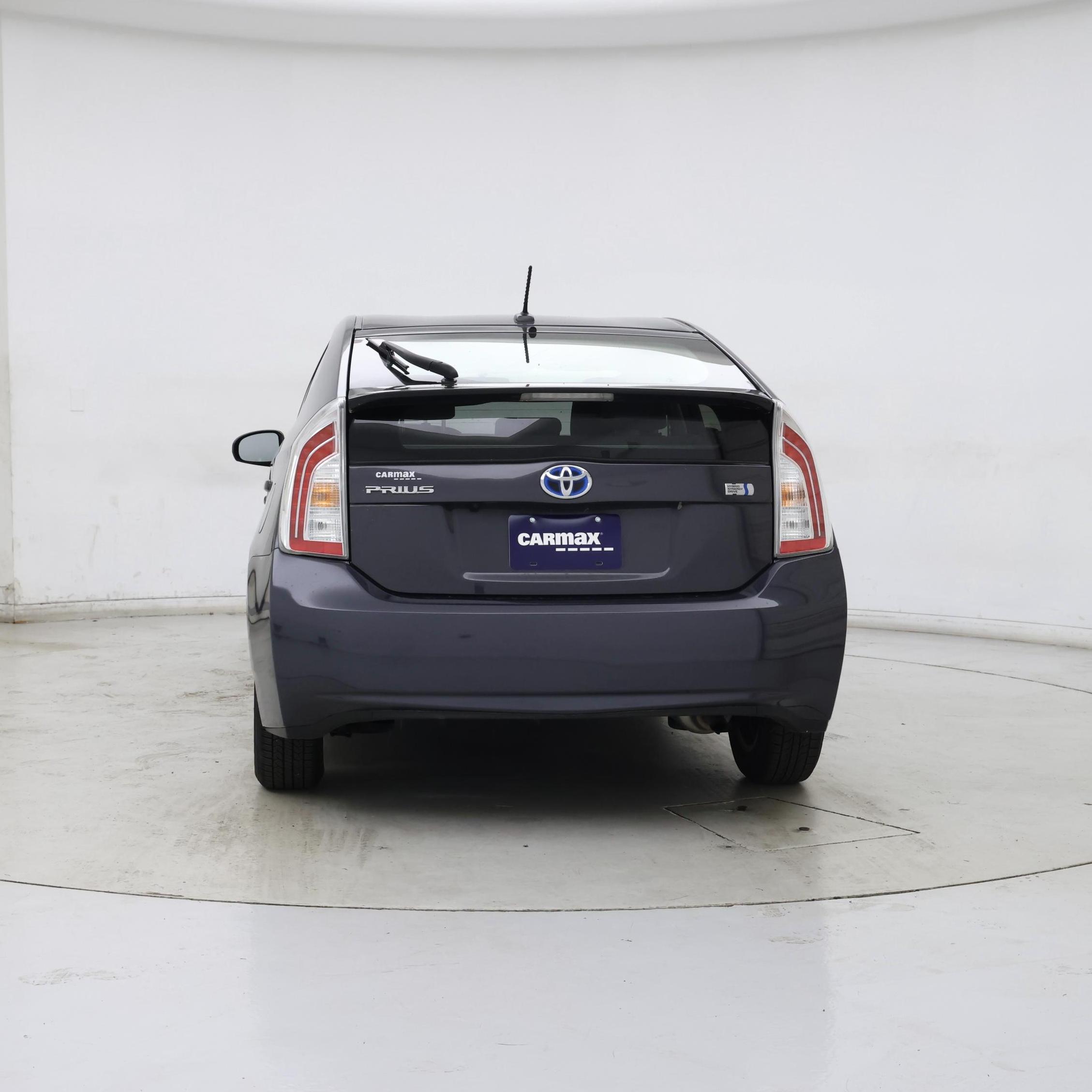 Thumbnail: 2015 Toyota Prius - 6