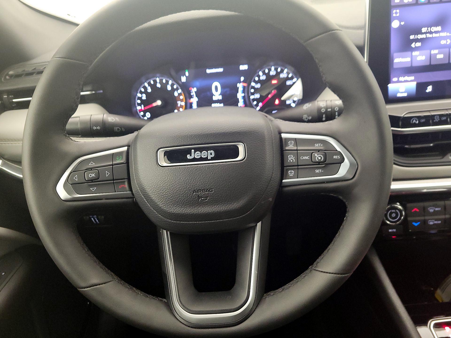 Thumbnail: 2023 Jeep Compass - 10