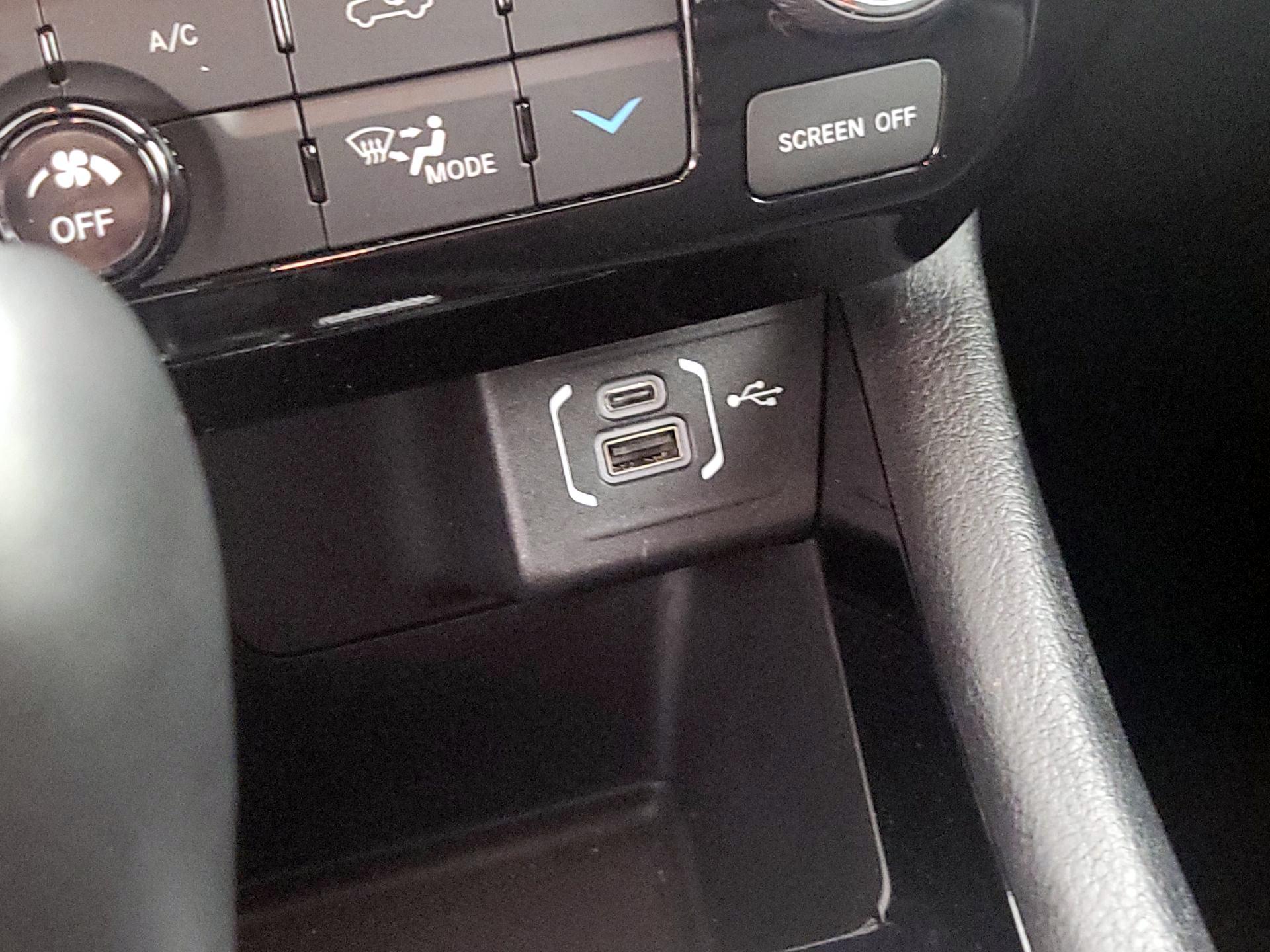 Thumbnail: 2023 Jeep Compass - 18
