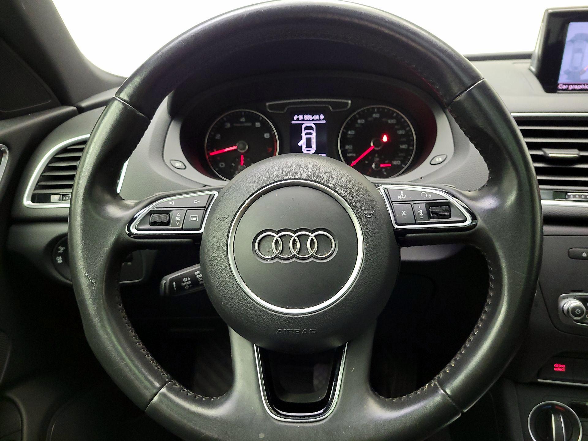 Thumbnail: 2018 Audi Q3 - 10