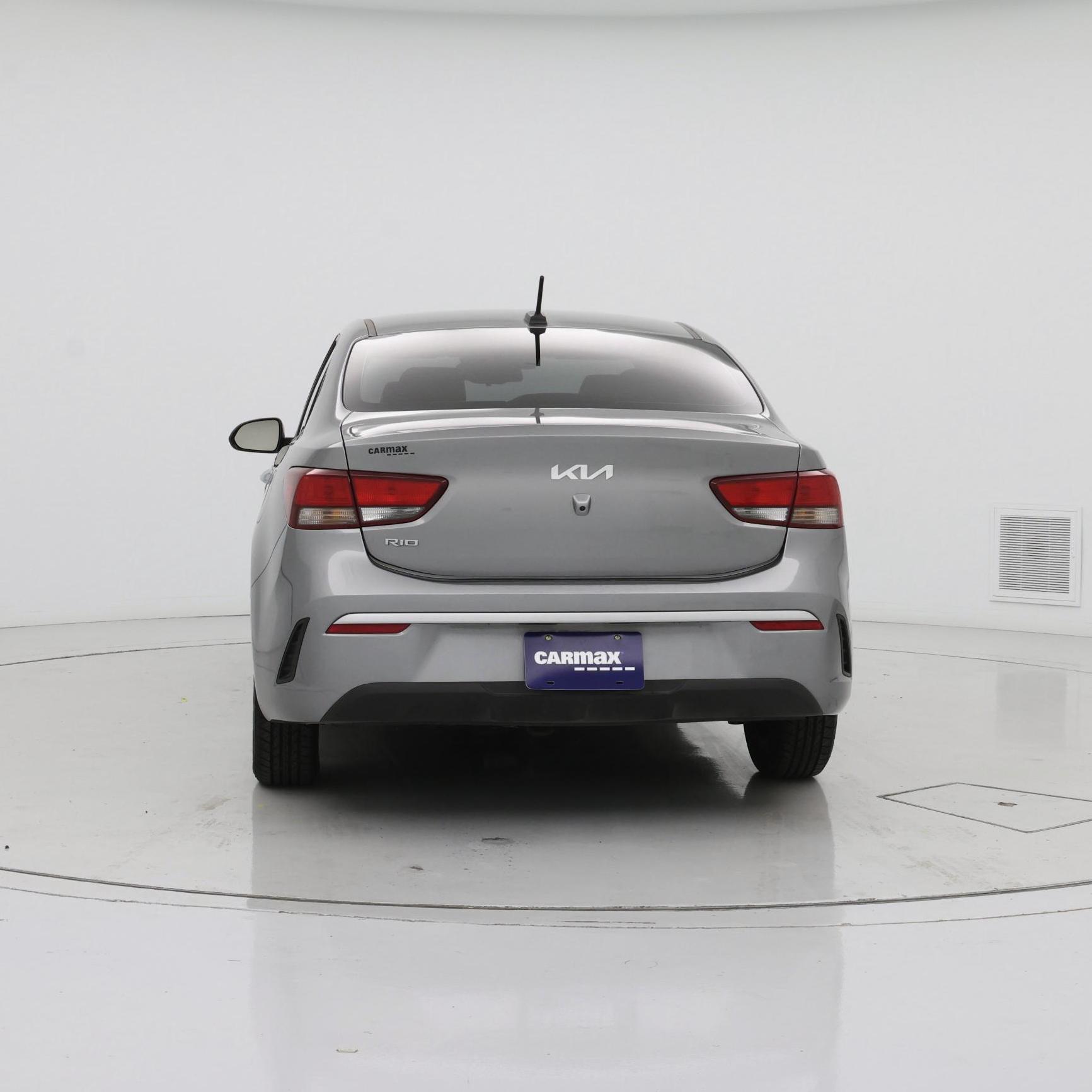 Thumbnail: 2022 Kia Rio - 6