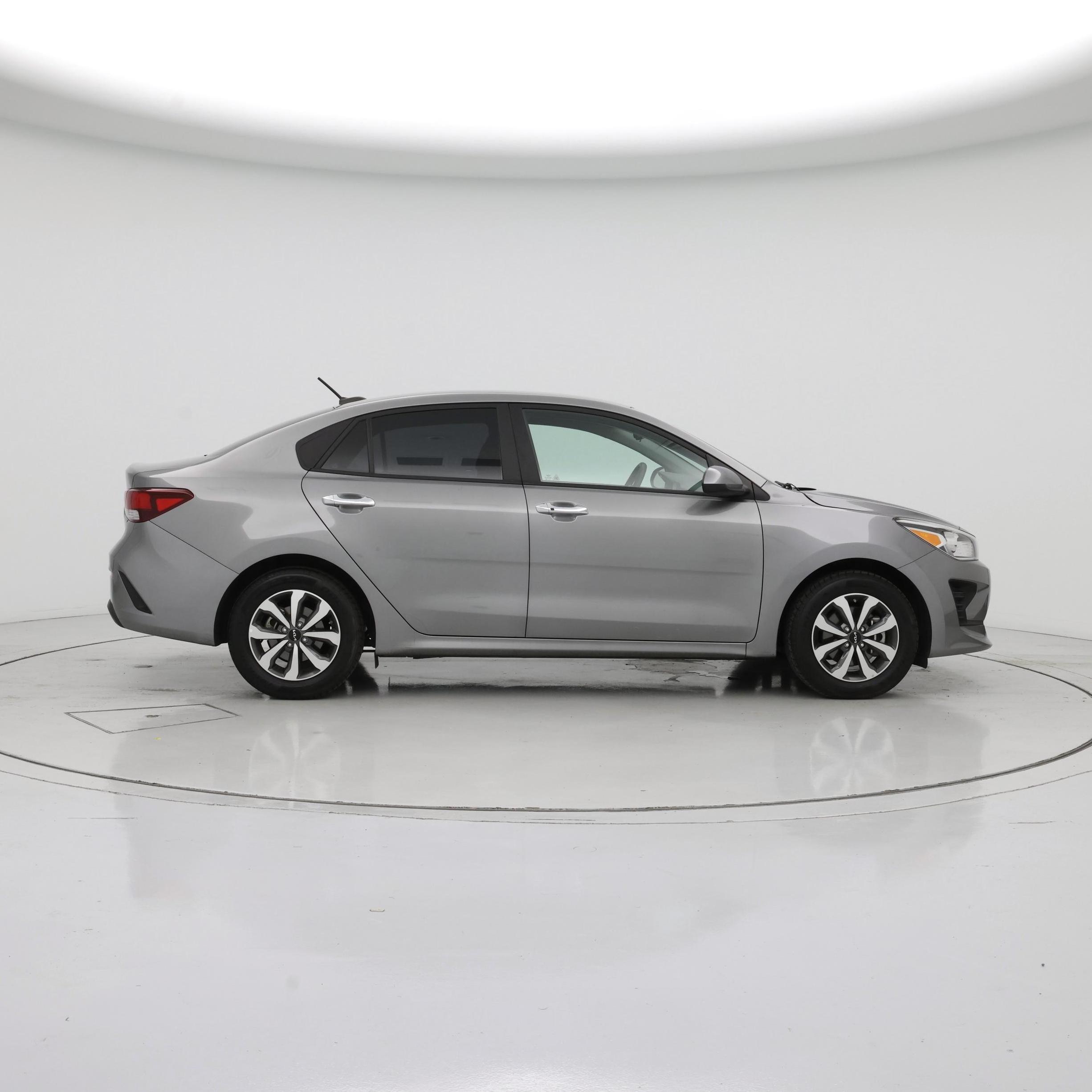 Thumbnail: 2022 Kia Rio - 7