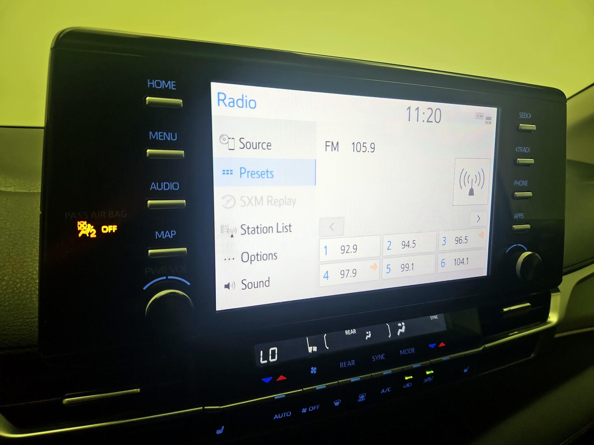 Thumbnail: 2021 Toyota Sienna - 15