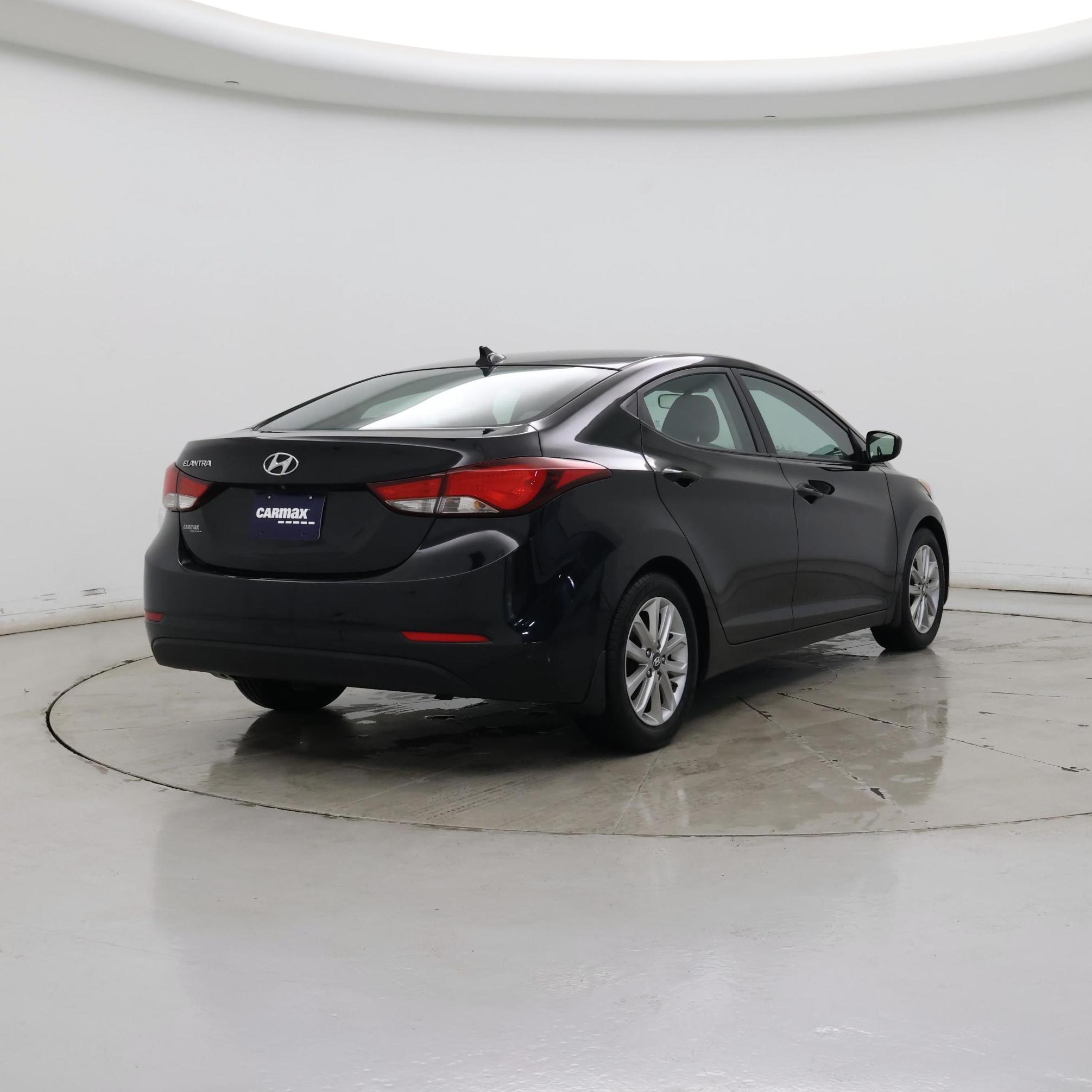 Thumbnail: 2015 Hyundai Elantra - 8