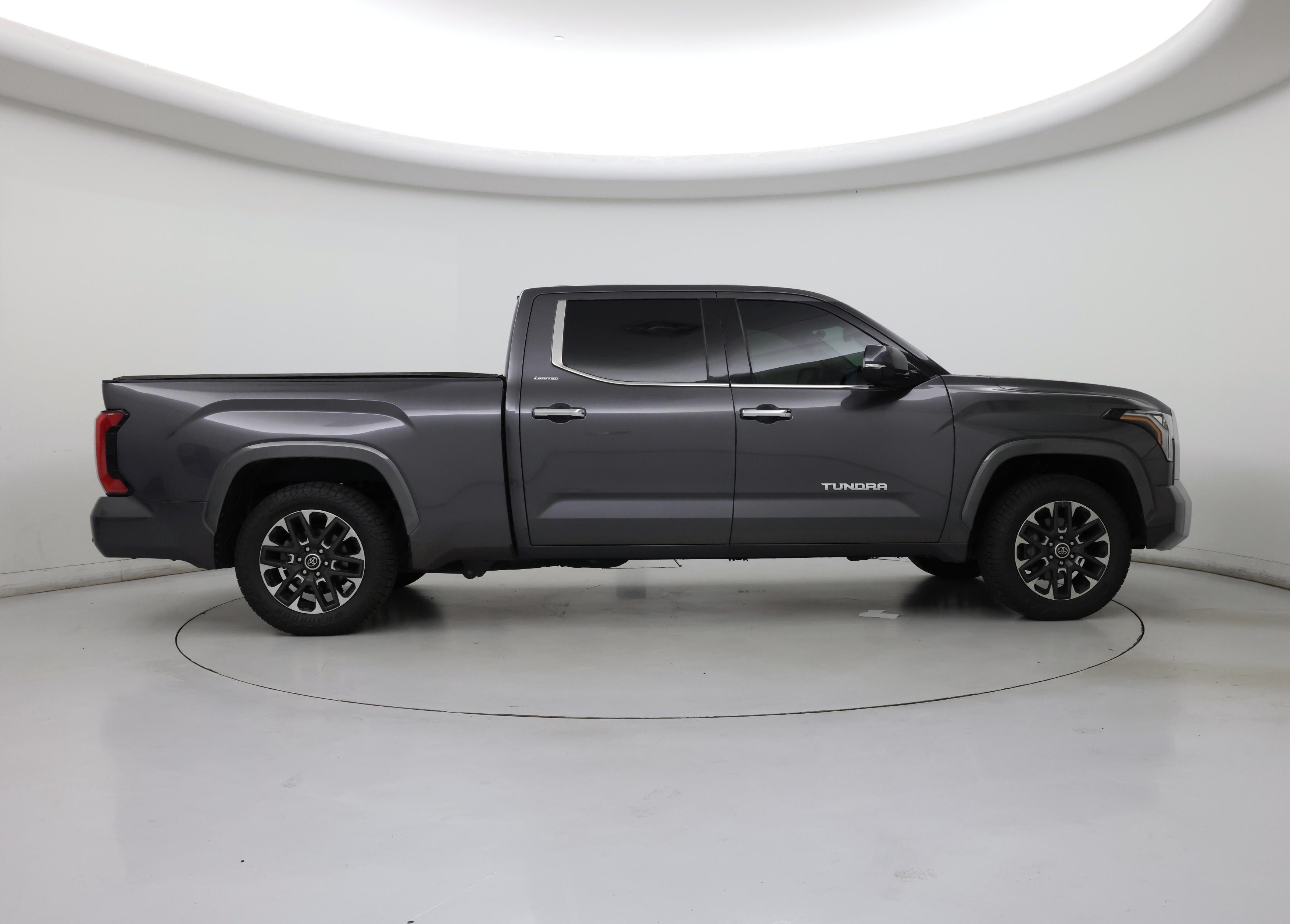 Thumbnail: 2022 Toyota Tundra - 7