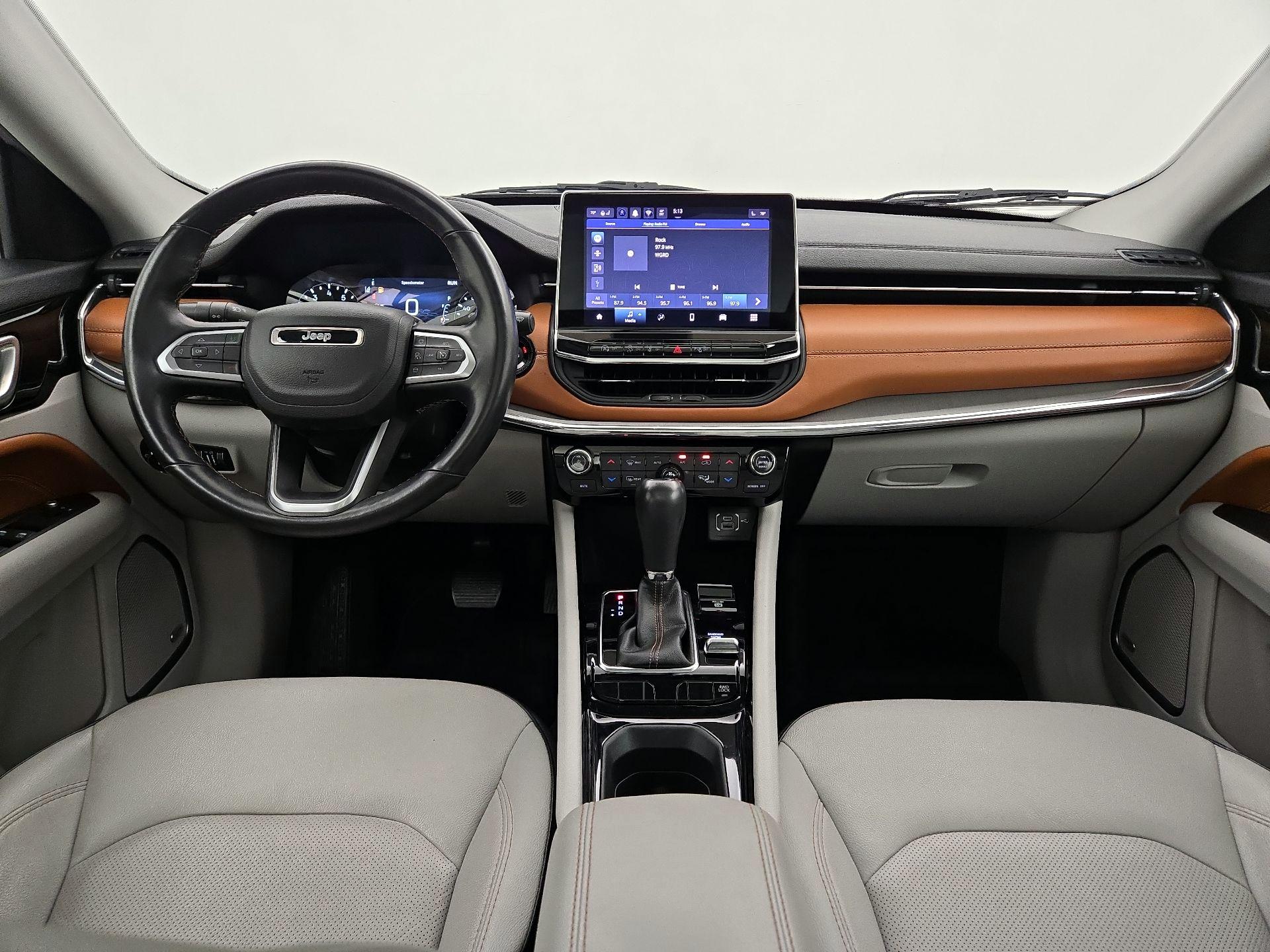 Thumbnail: 2022 Jeep Compass - 9