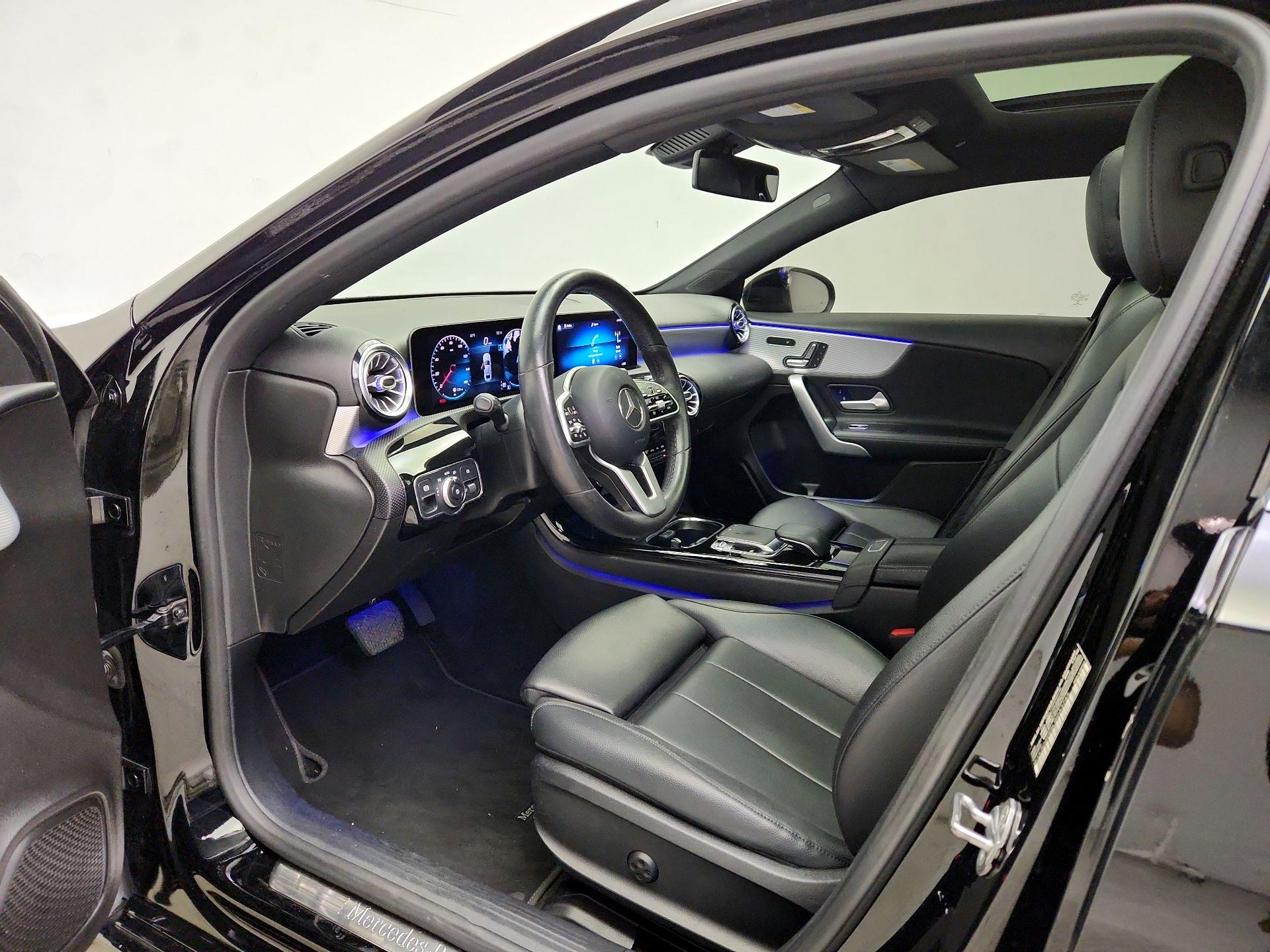 Thumbnail: 2020 Mercedes-Benz A-Class - 11