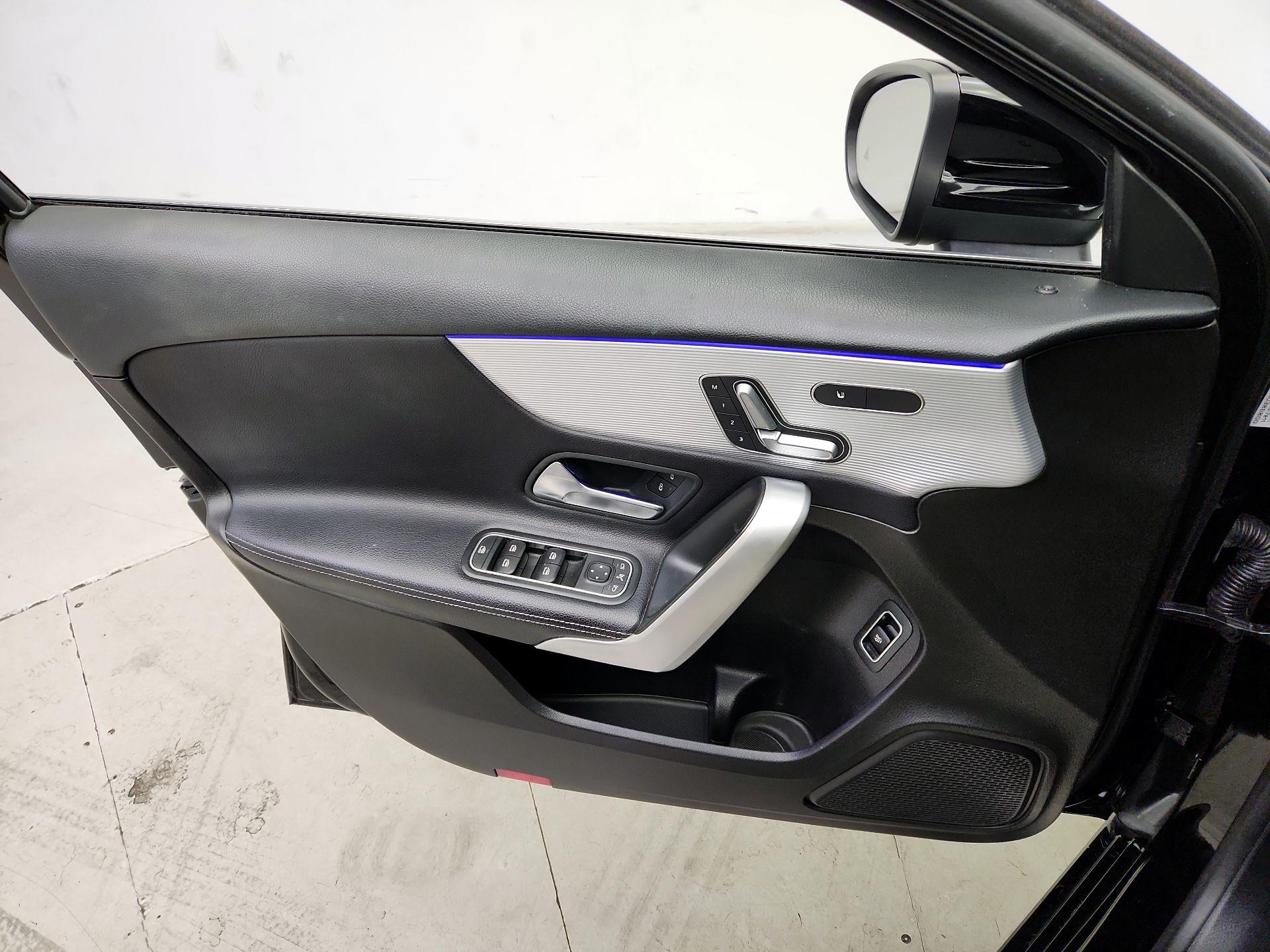 Thumbnail: 2020 Mercedes-Benz A-Class - 12