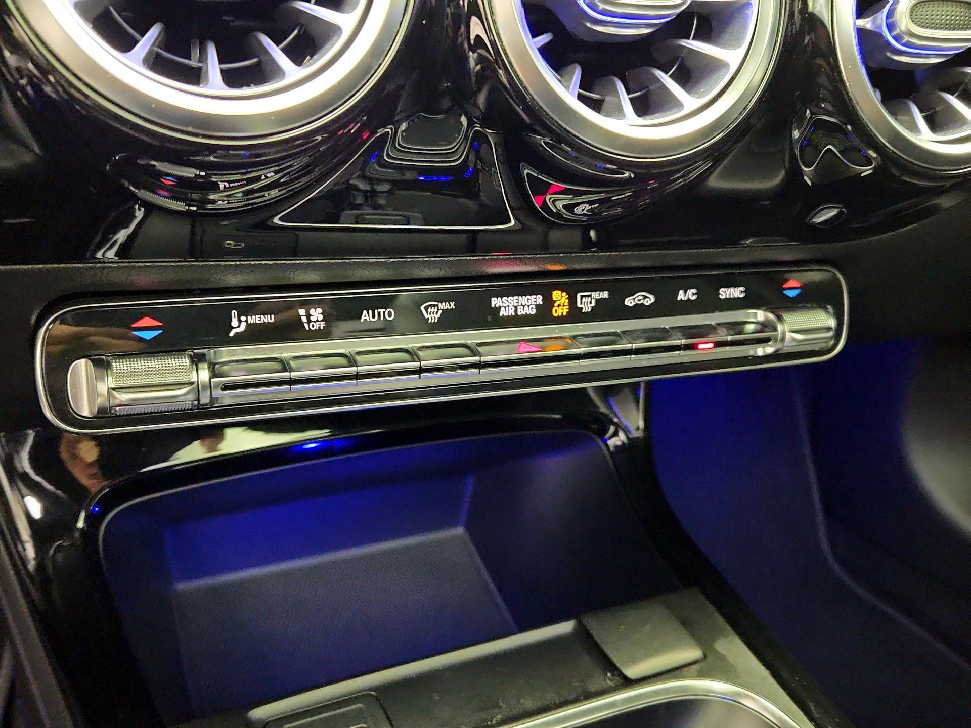 Thumbnail: 2020 Mercedes-Benz A-Class - 16
