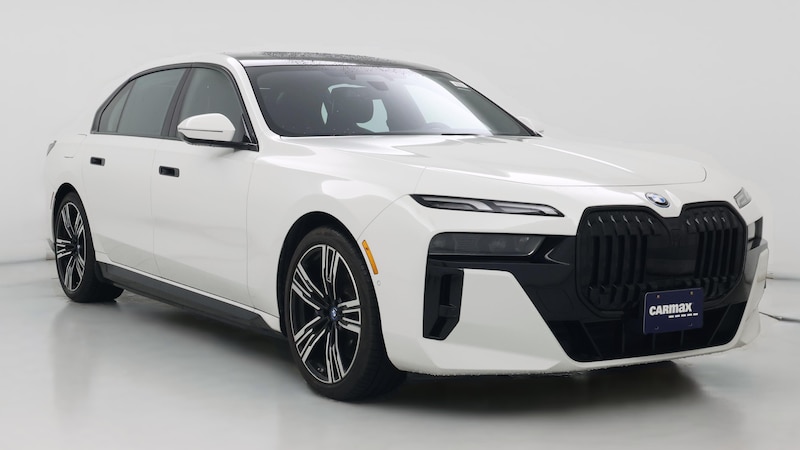 2023 BMW i7 xDrive60 Hero Image