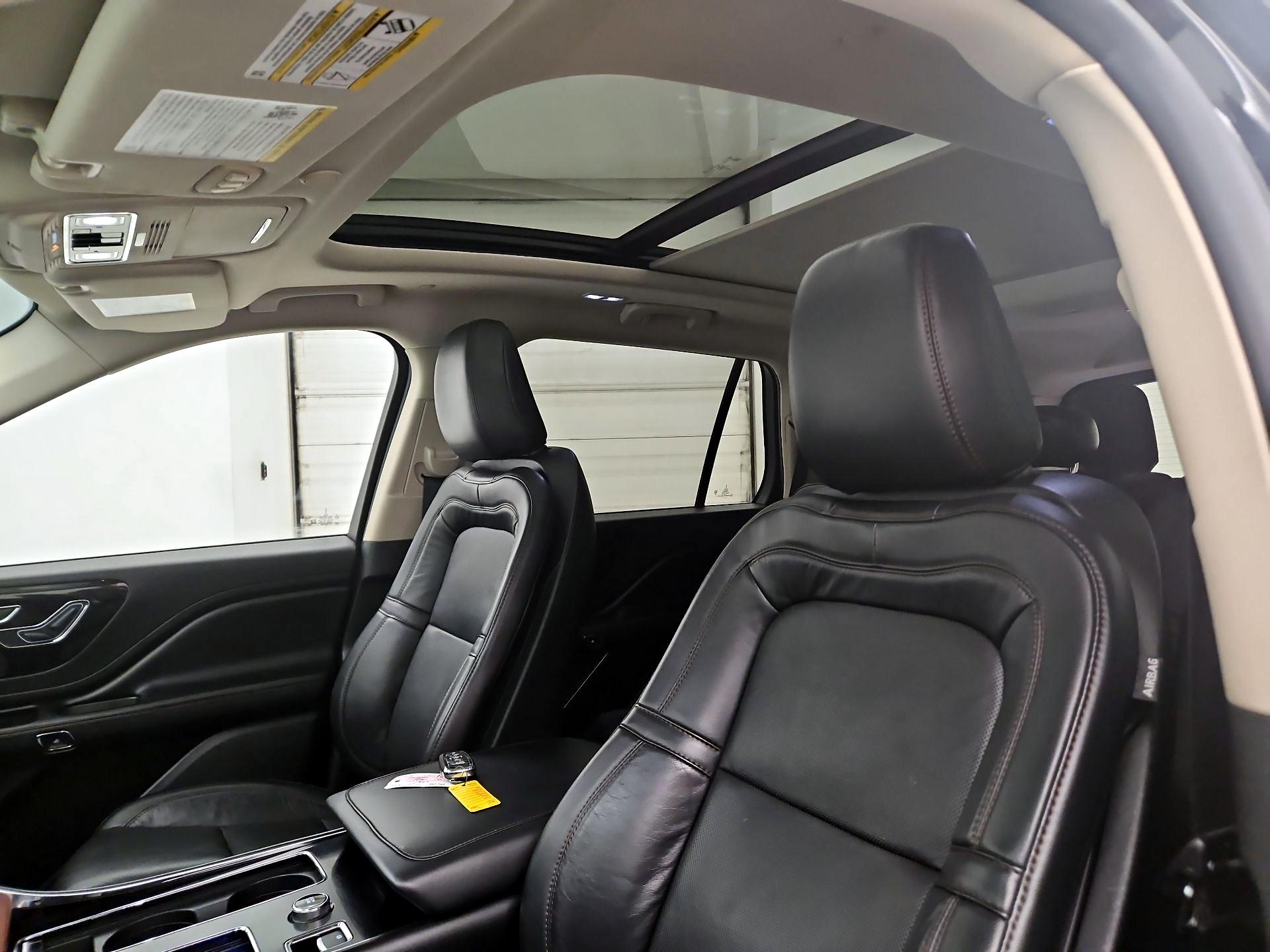Thumbnail: 2021 Lincoln Aviator - 20