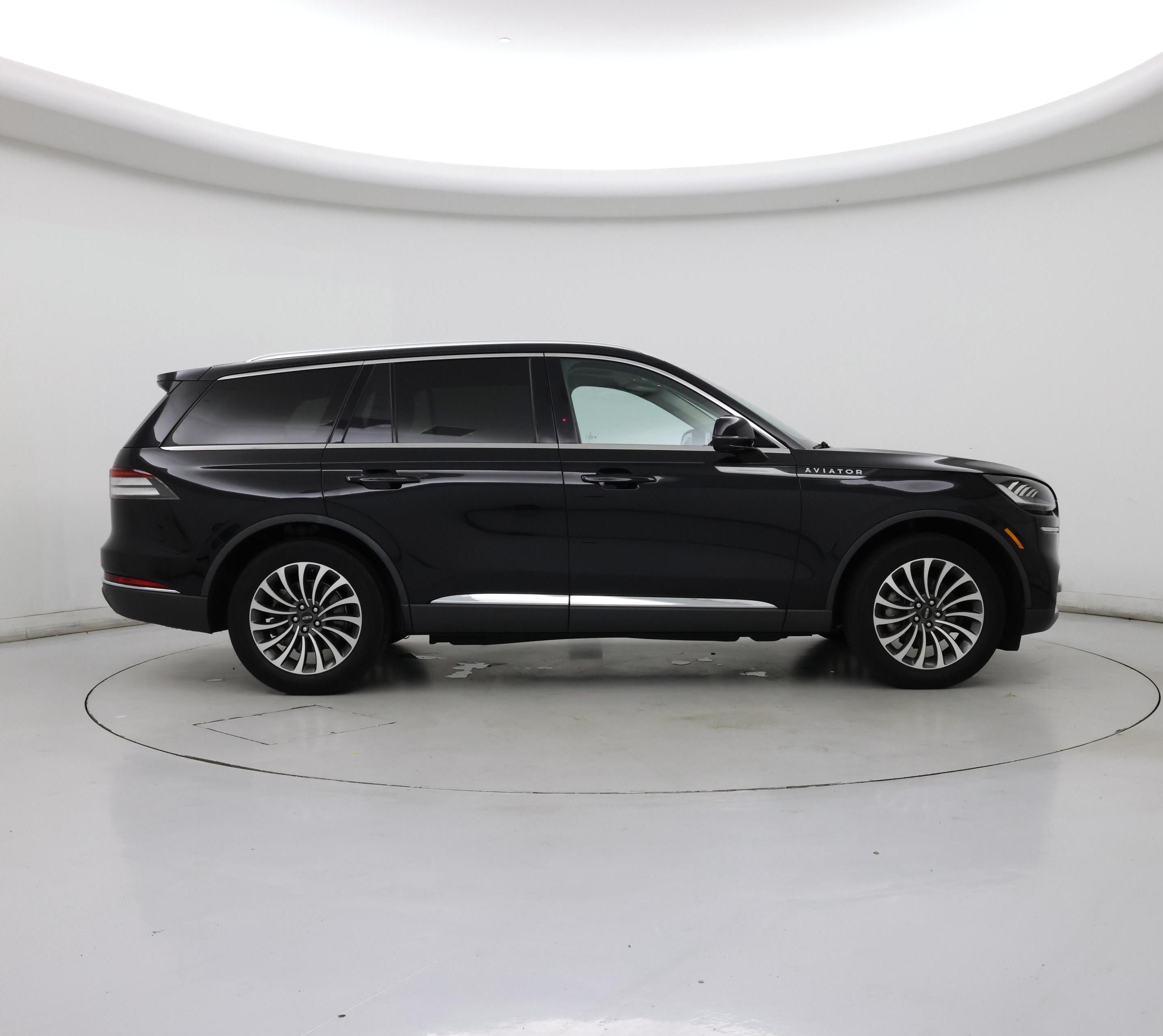 Thumbnail: 2021 Lincoln Aviator - 7