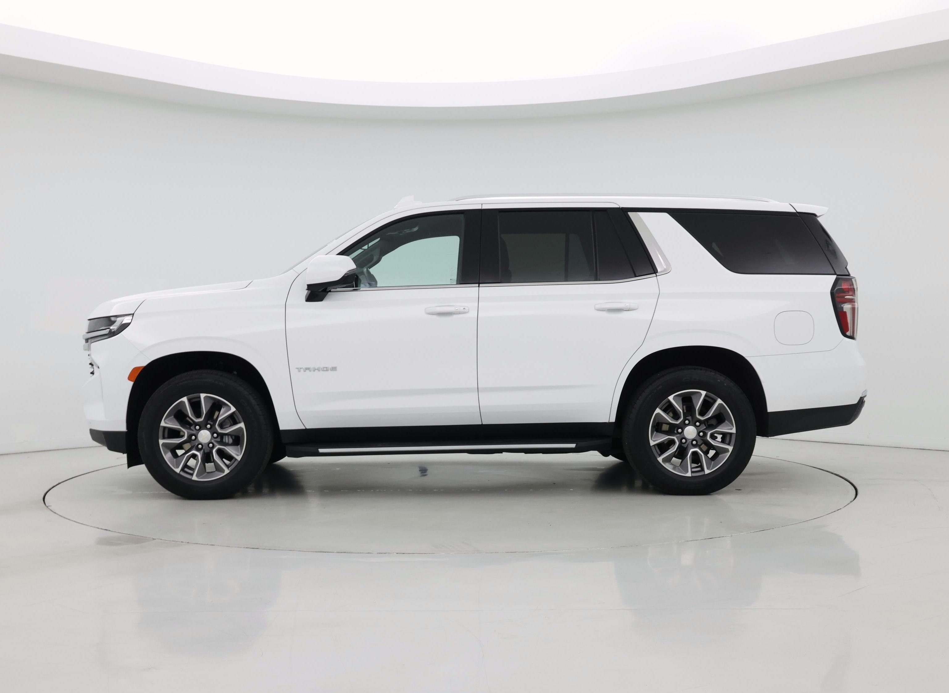 Thumbnail: 2022 Chevrolet Tahoe - 3