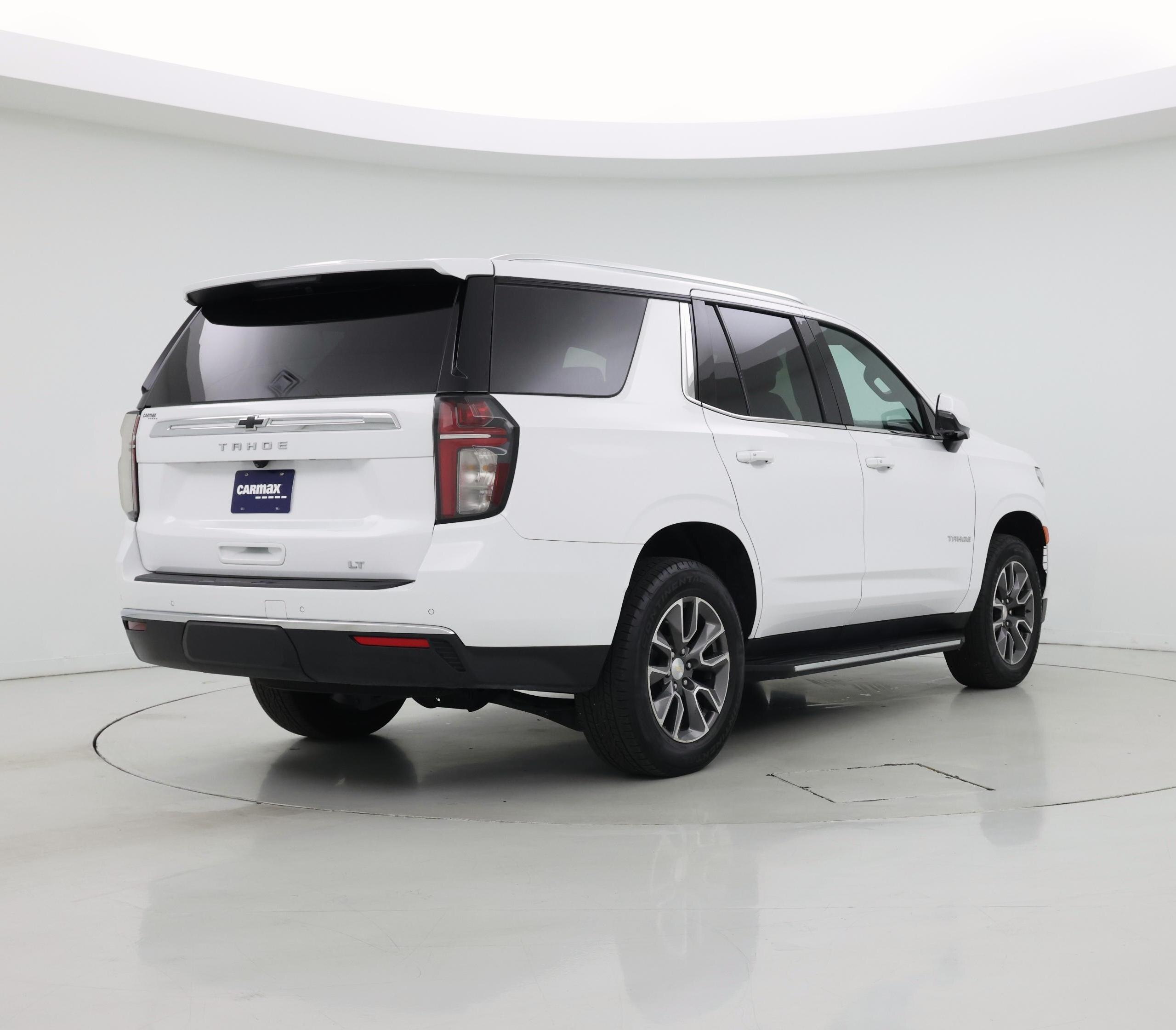 Thumbnail: 2022 Chevrolet Tahoe - 8