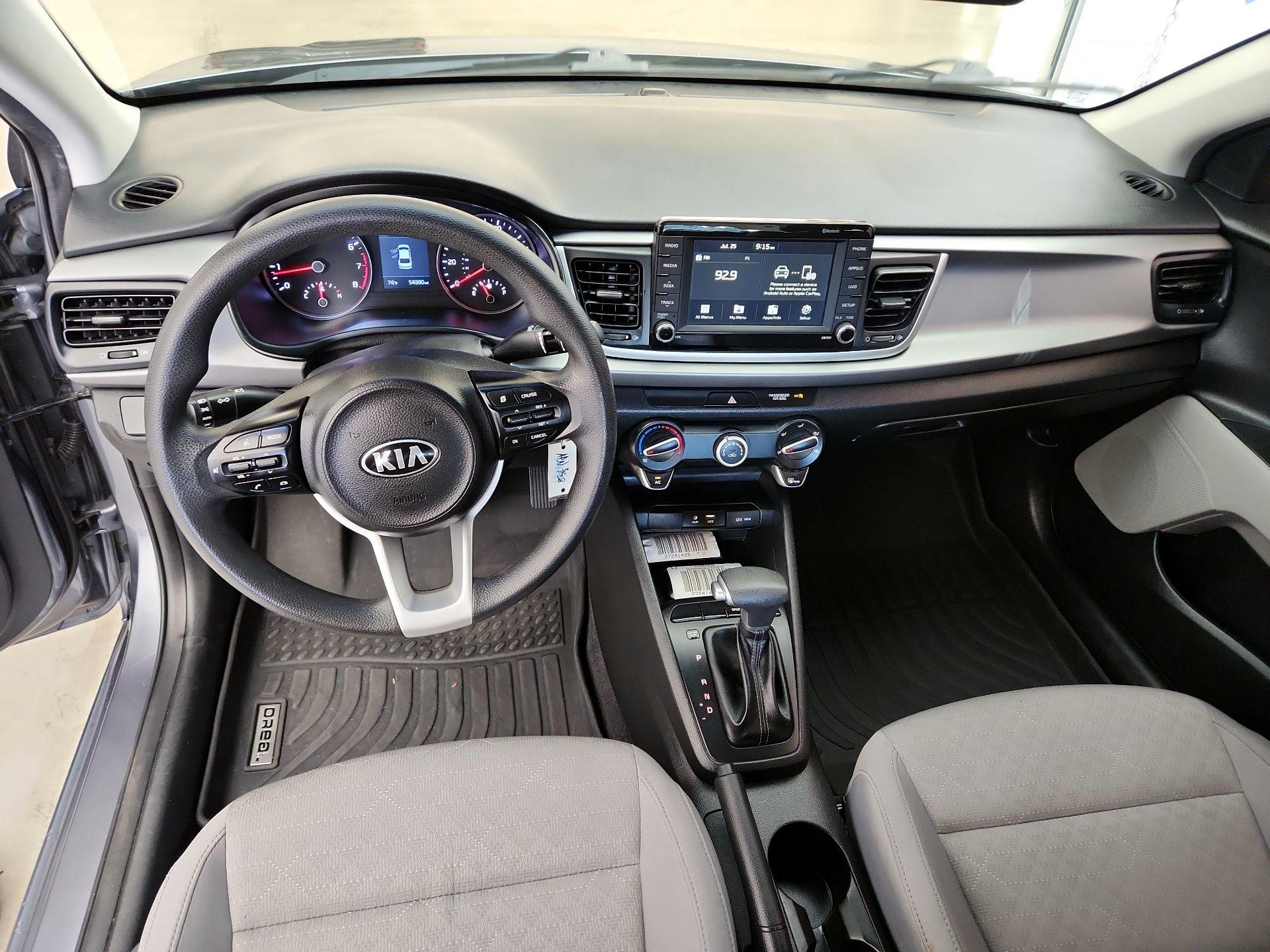 Thumbnail: 2020 Kia Rio - 9