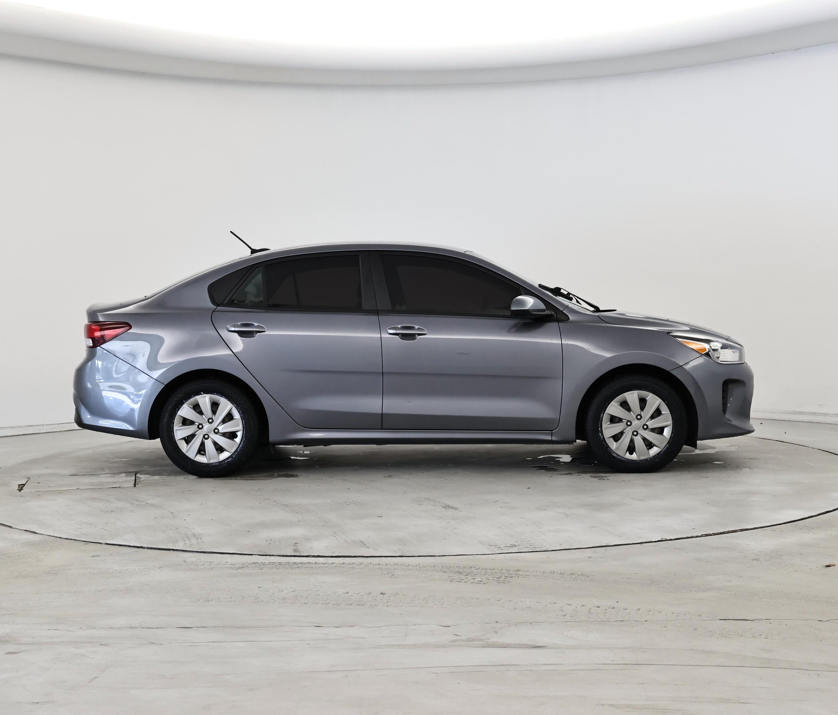 Thumbnail: 2020 Kia Rio - 7
