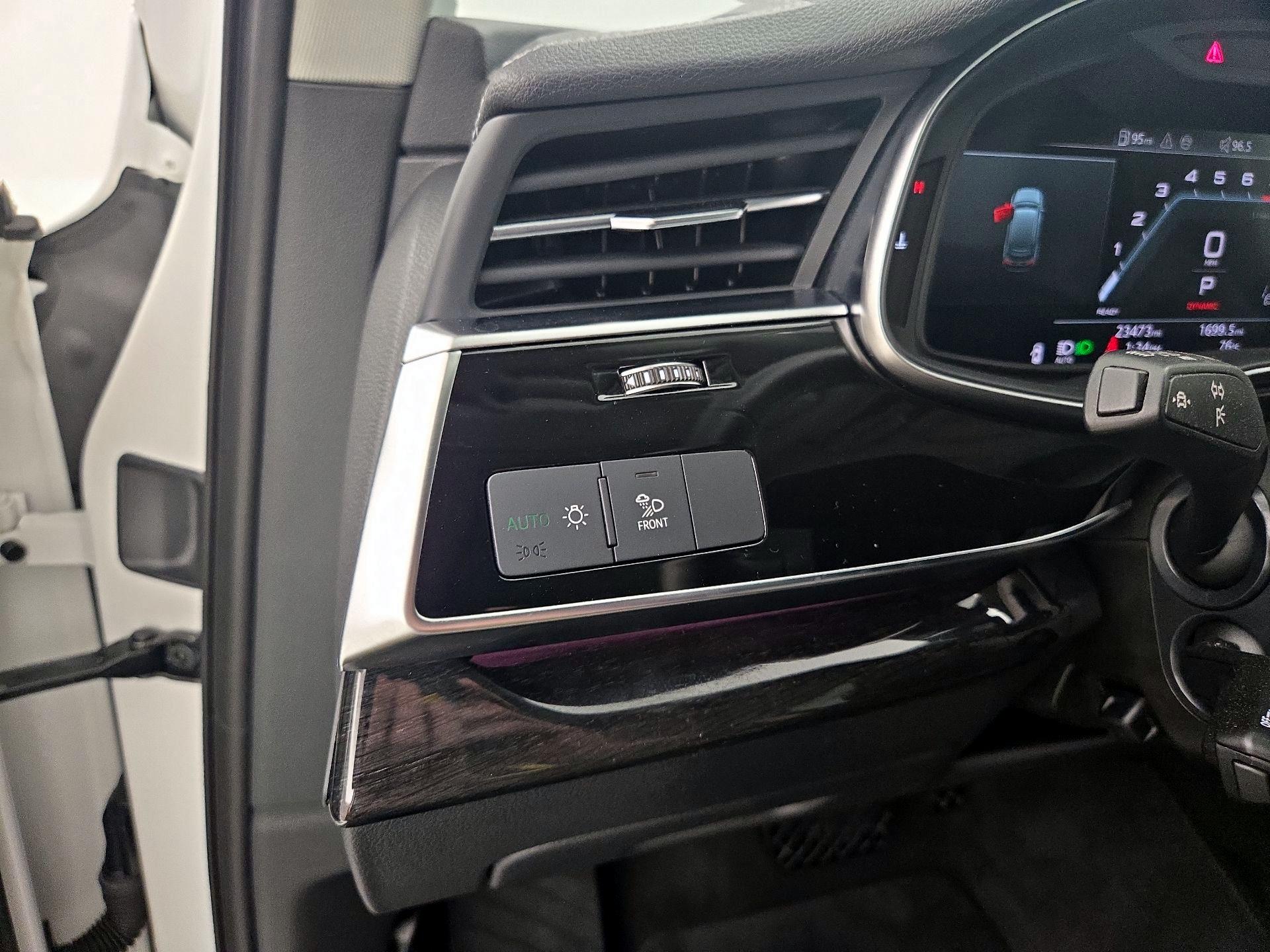 Thumbnail: 2024 Audi Q7 - 13