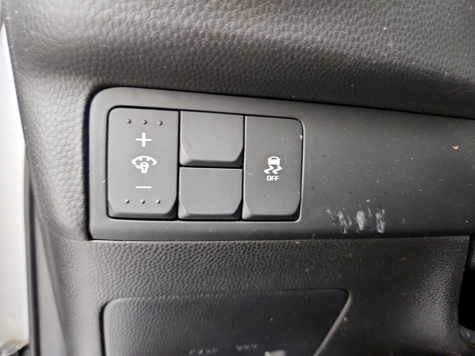 Thumbnail: 2019 Kia Soul - 13