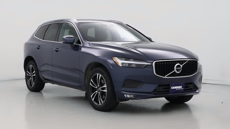 2021 Volvo XC60 T5 Momentum Hero Image