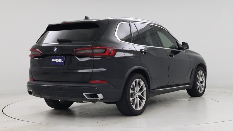 2022 BMW X5 xDrive40i 8