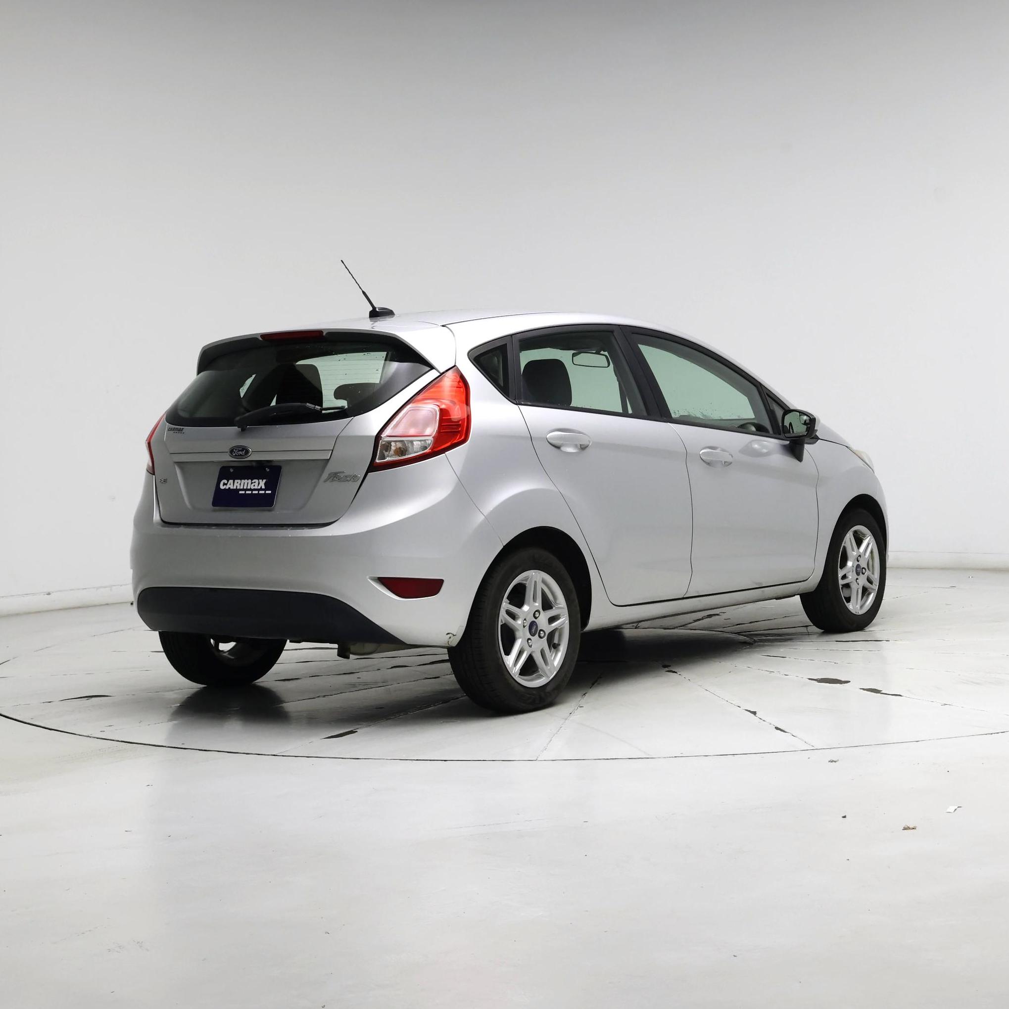 Thumbnail: 2019 Ford Fiesta - 8