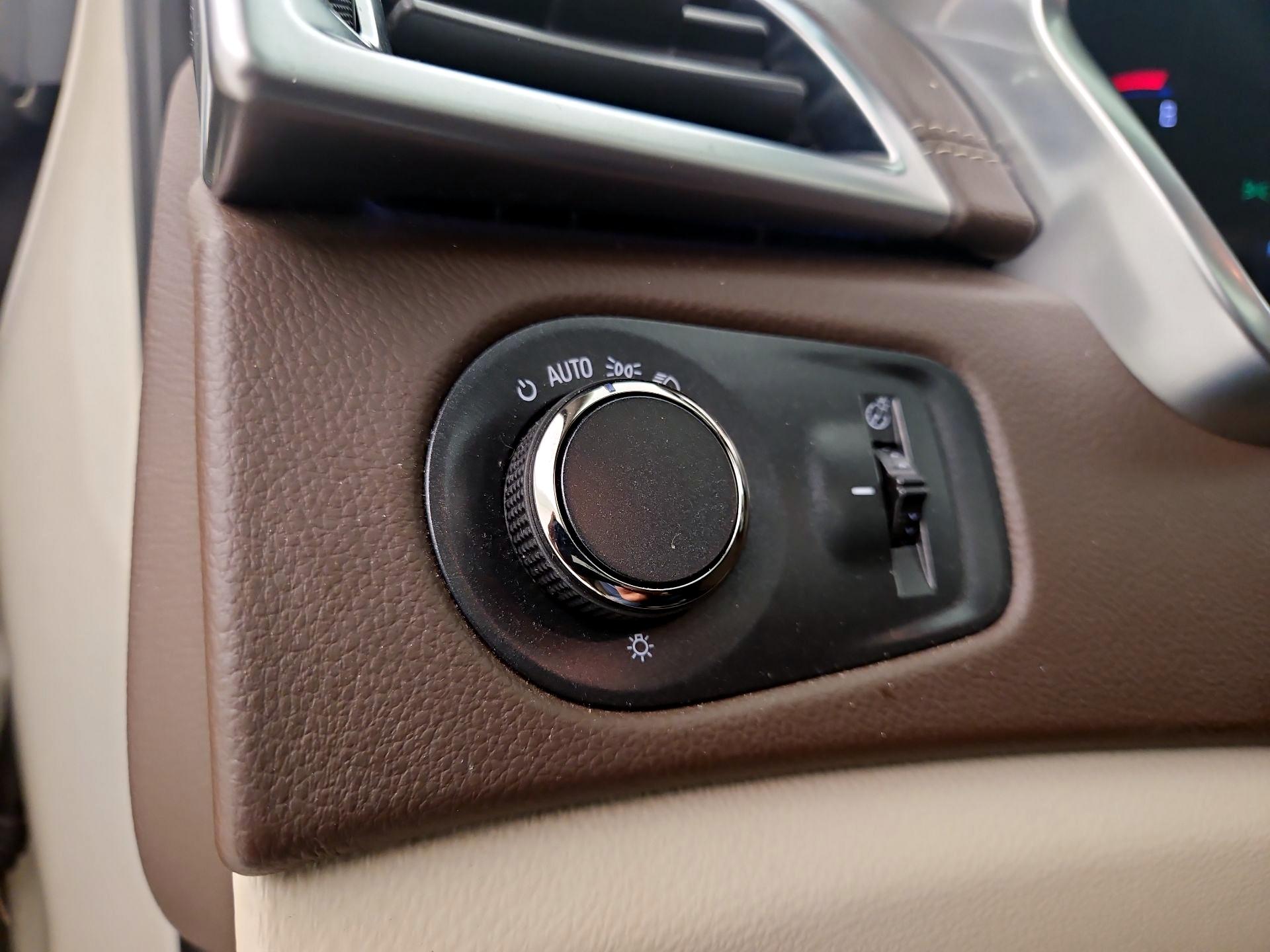 Thumbnail: 2016 Cadillac SRX - 13