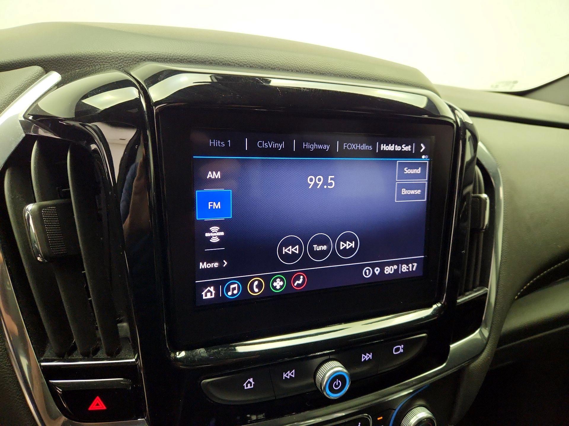 Thumbnail: 2023 Chevrolet Traverse - 15
