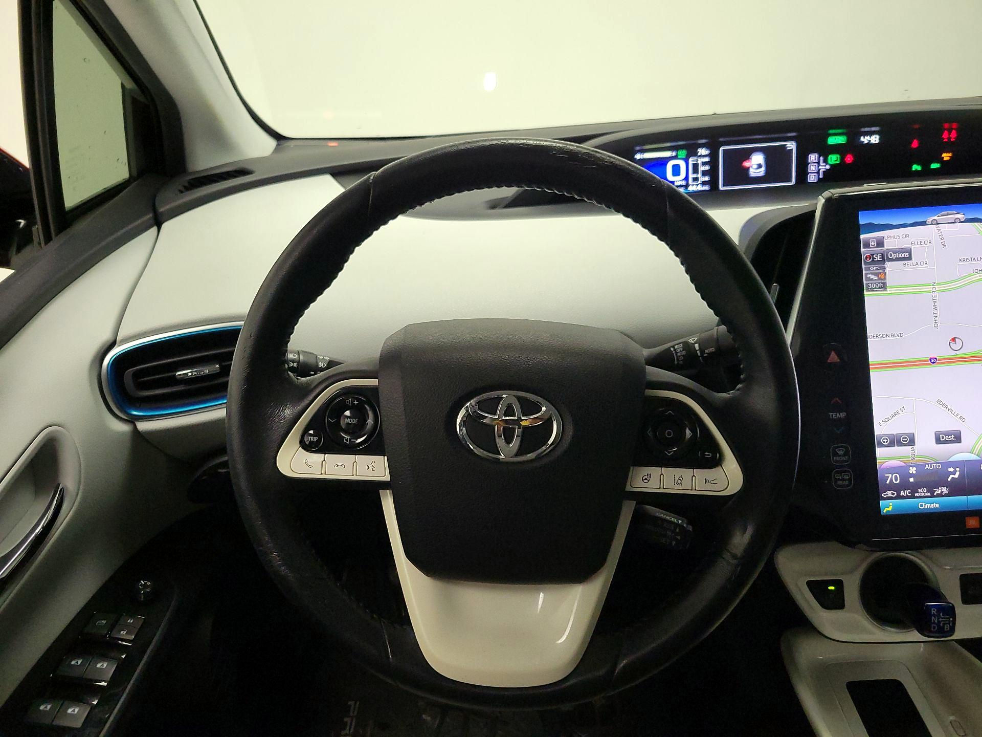 Thumbnail: 2018 Toyota Prius Prime - 10