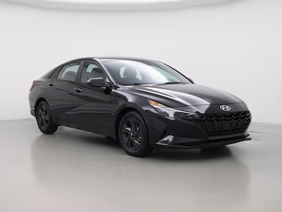 Black 2023 Hyundai Elantra SEL