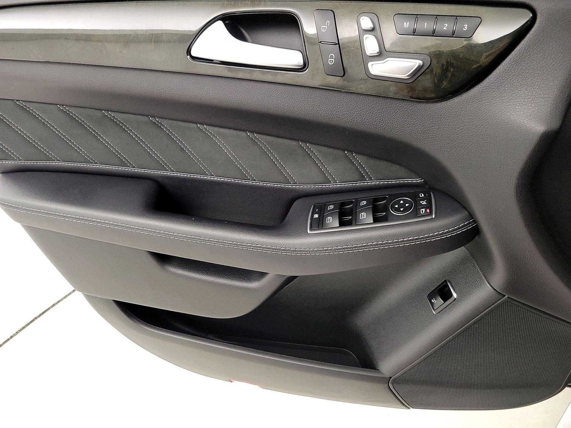 Thumbnail: 2019 Mercedes-Benz GLE - 12