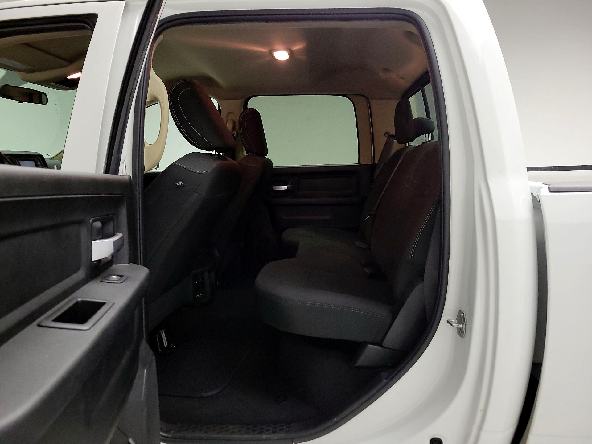 Thumbnail: 2019 RAM 3500 - 19