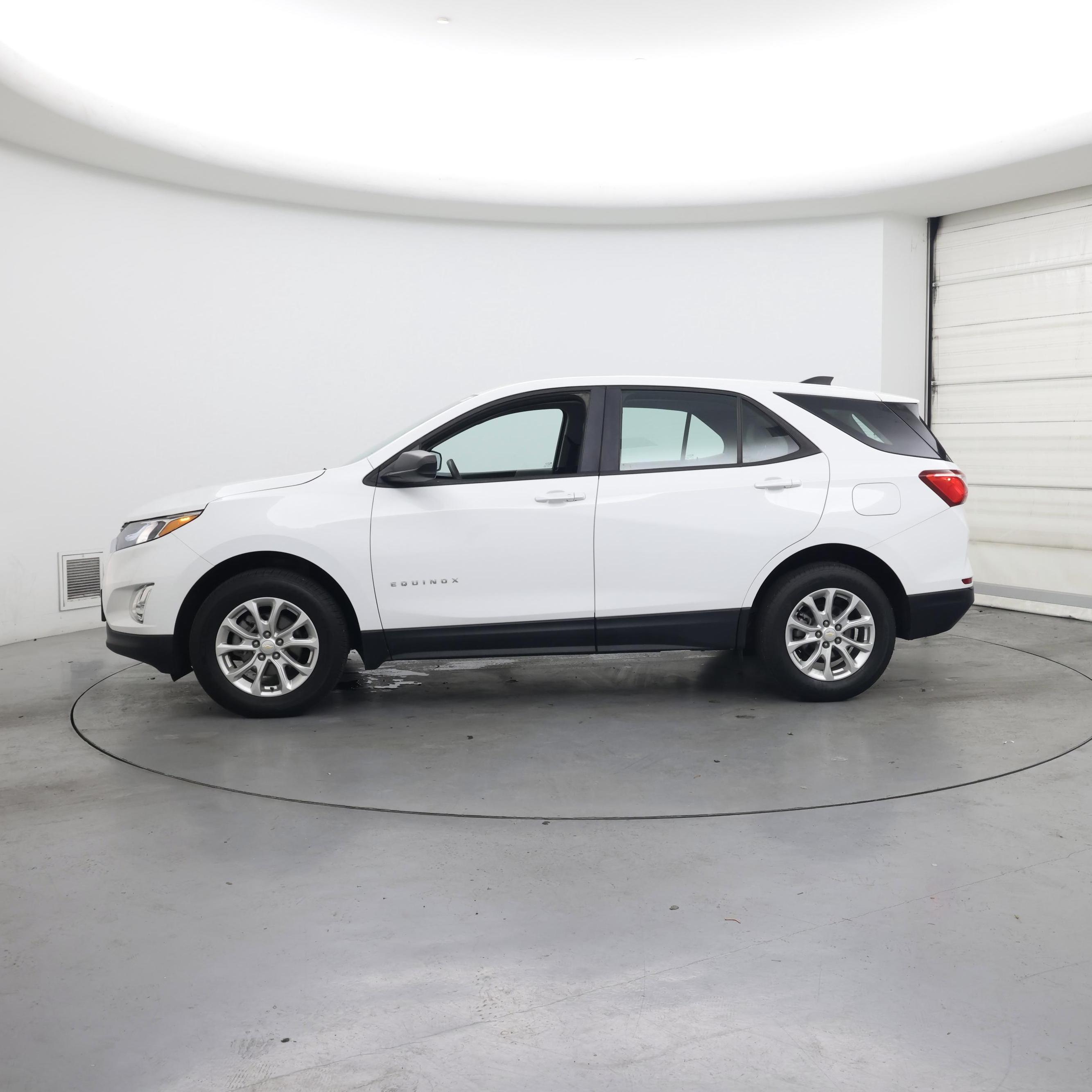 Thumbnail: 2020 Chevrolet Equinox - 3