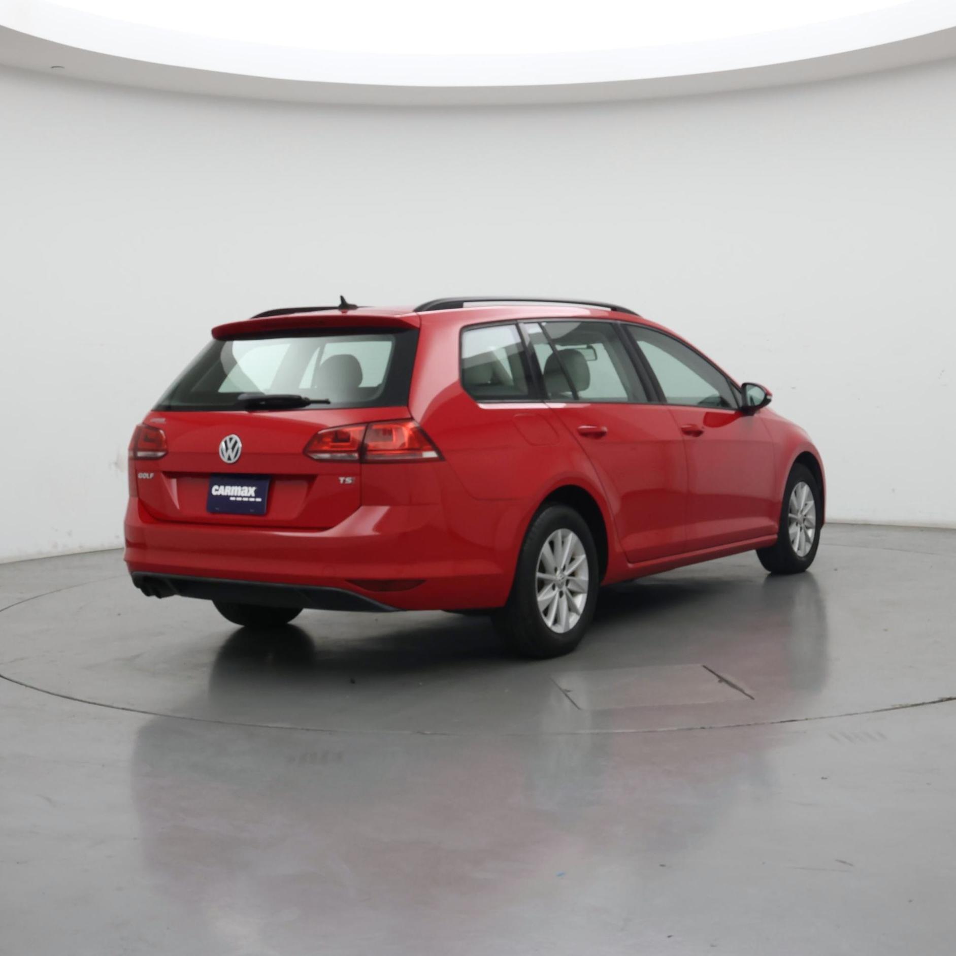 Thumbnail: 2016 Volkswagen Golf - 8