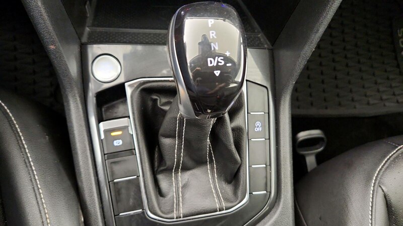 2023 Volkswagen Tiguan SE 17