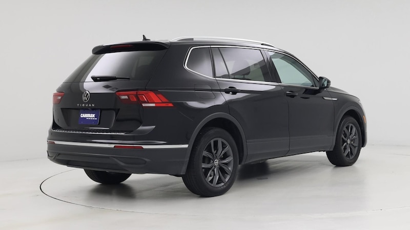 2023 Volkswagen Tiguan SE 8