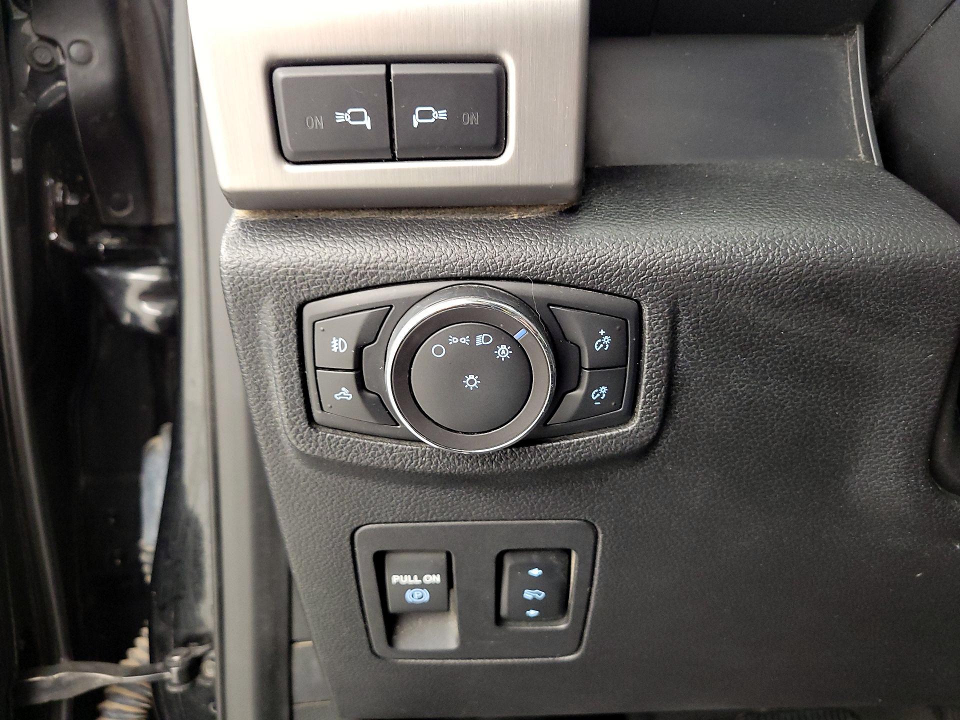 Thumbnail: 2018 Ford F-150 - 13