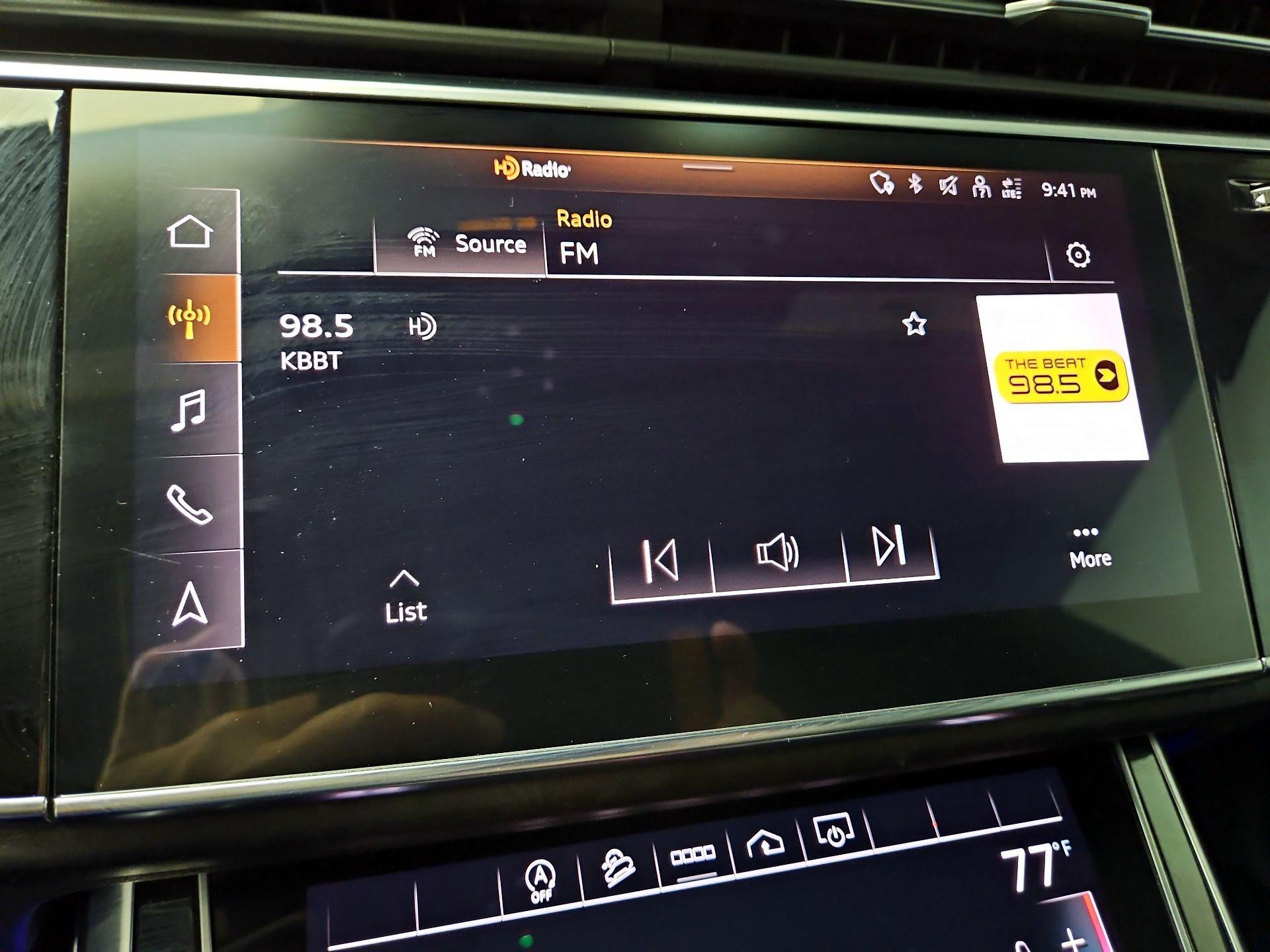 Thumbnail: 2021 Audi Q8 - 16