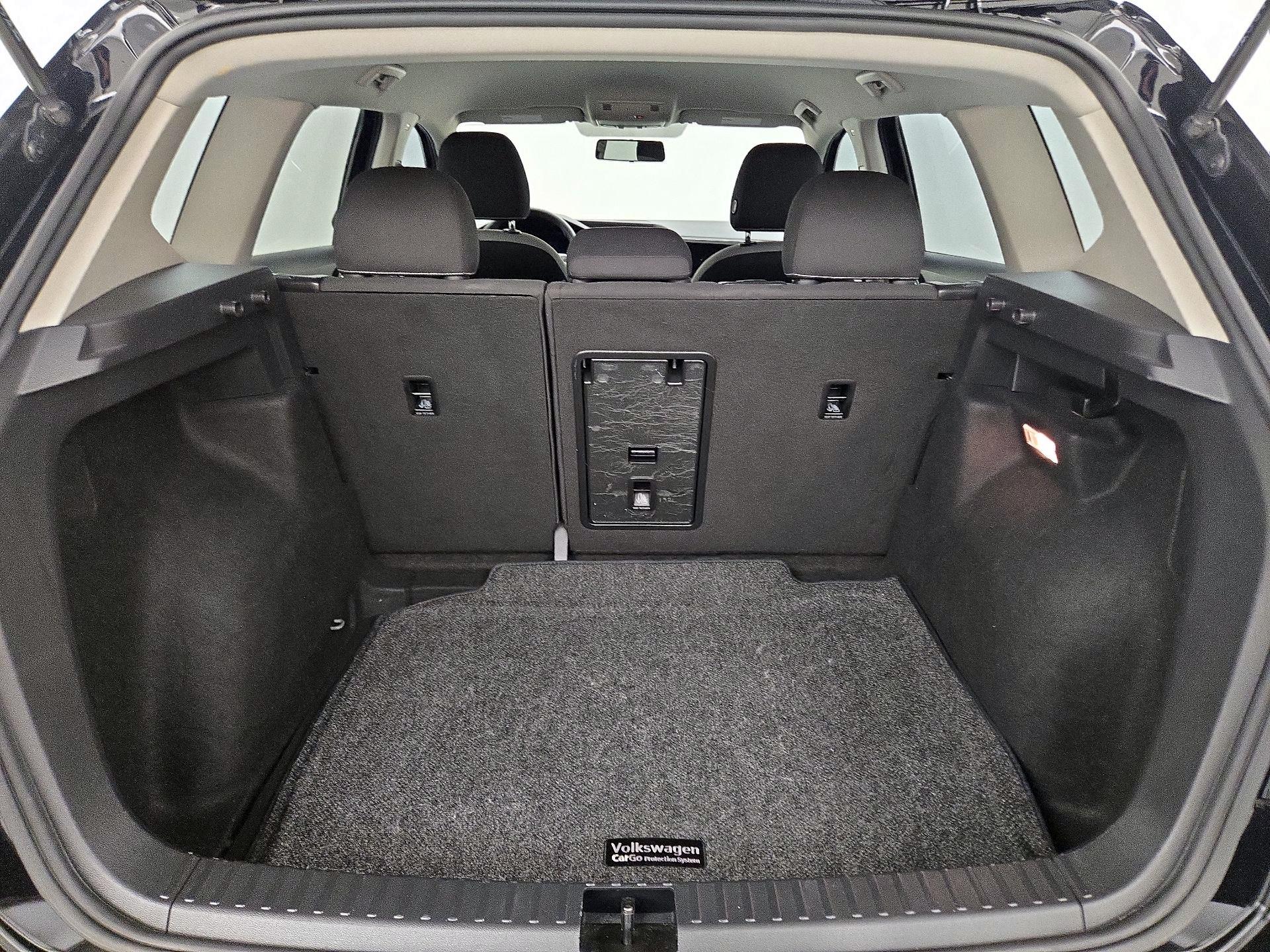 Thumbnail: 2022 Volkswagen Taos - 20