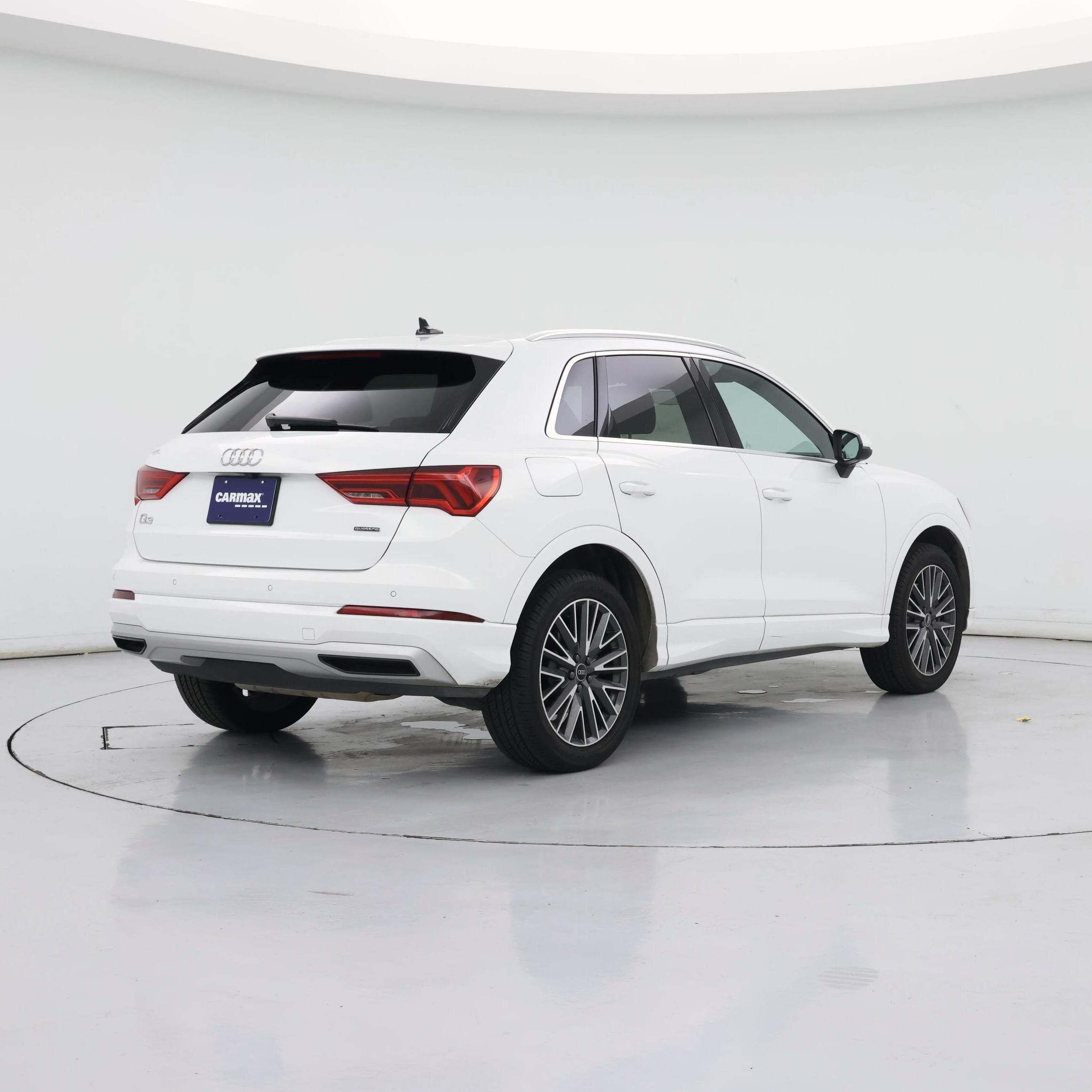 Thumbnail: 2022 Audi Q3 - 8