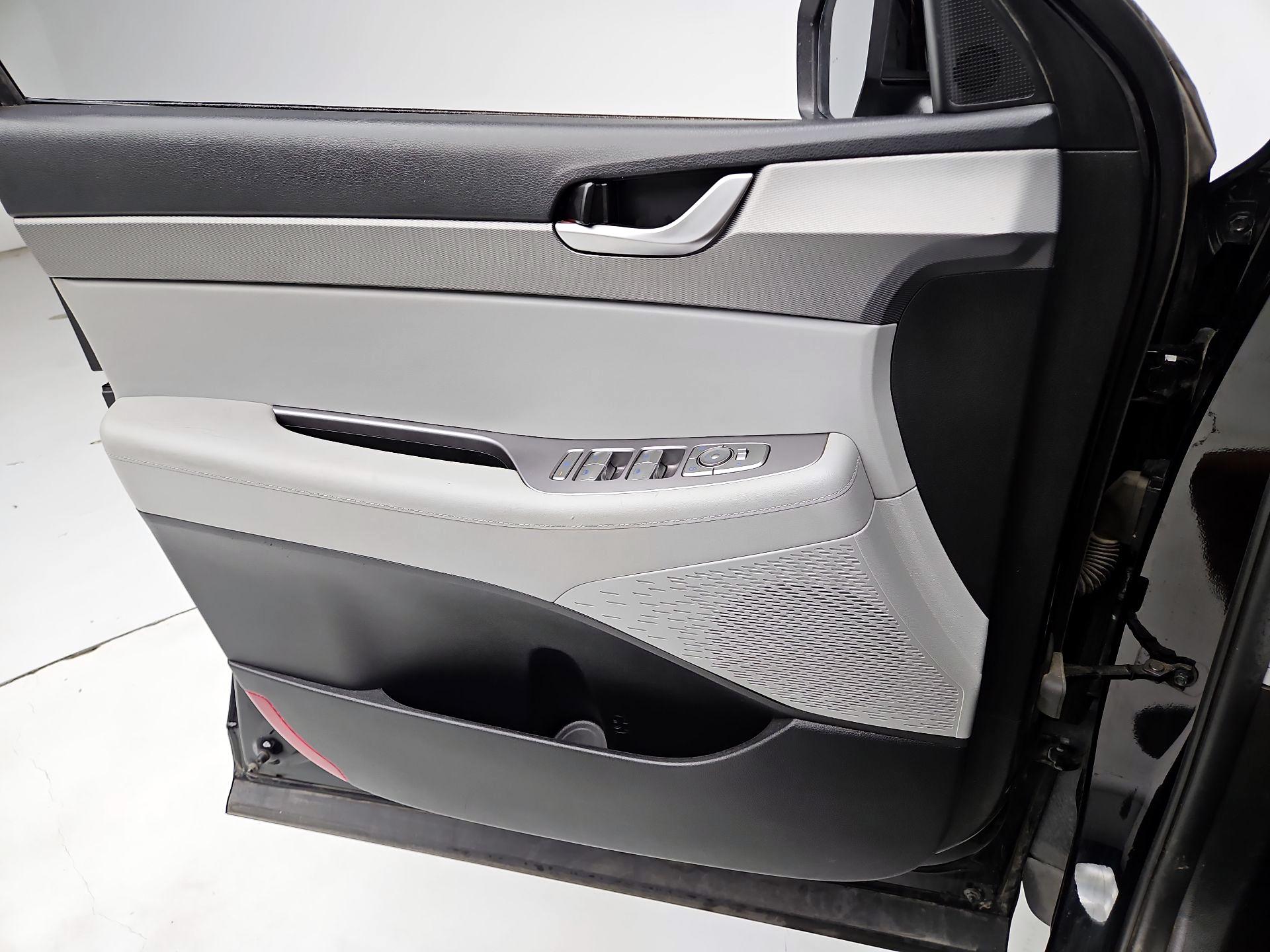 Thumbnail: 2021 Hyundai Palisade - 12