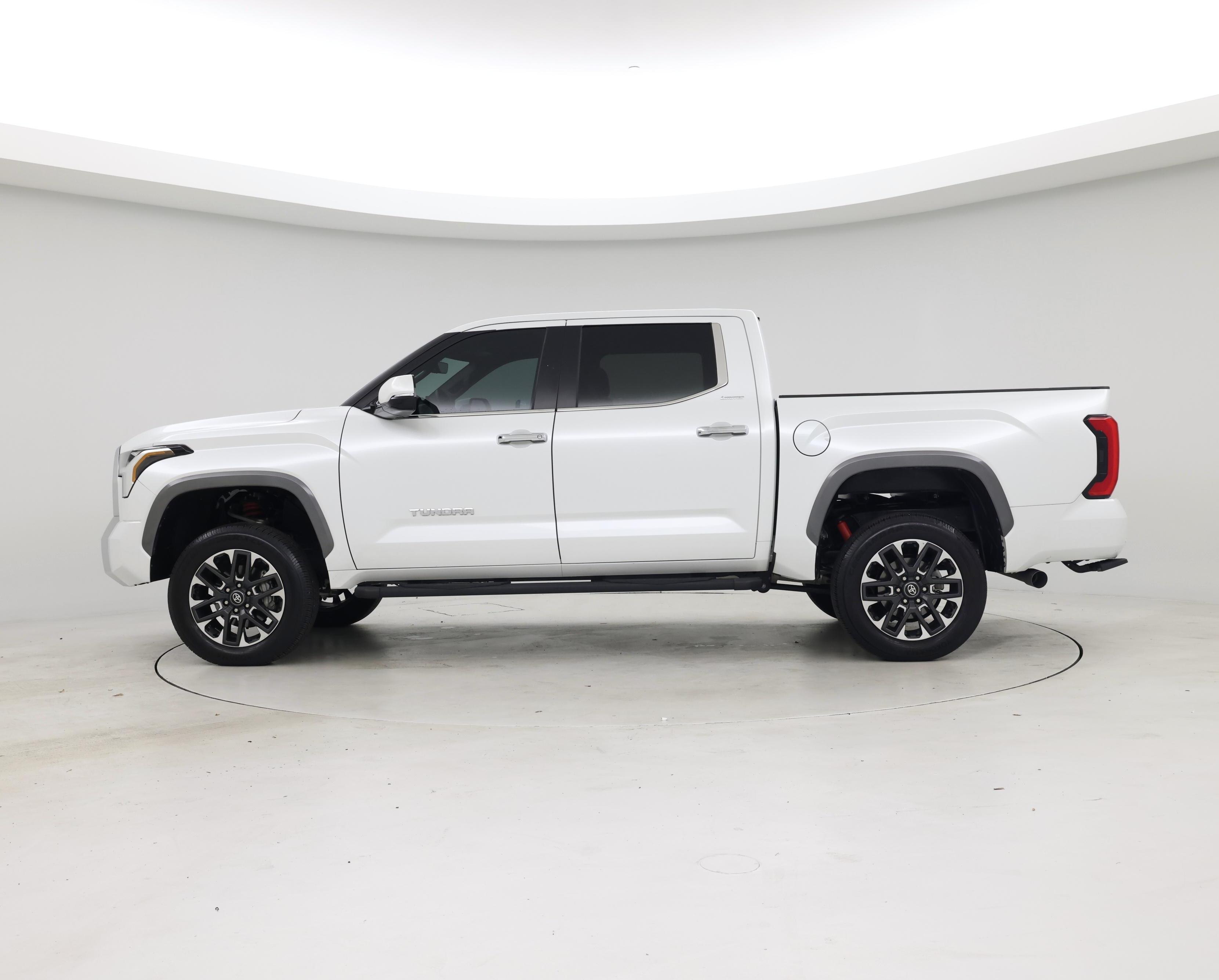 Thumbnail: 2025 Toyota Tundra - 3