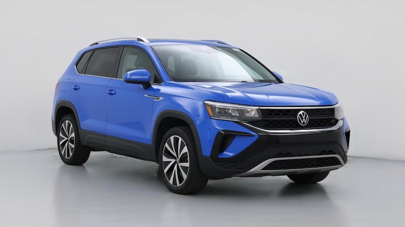 2022 Volkswagen Taos SE Hero Image