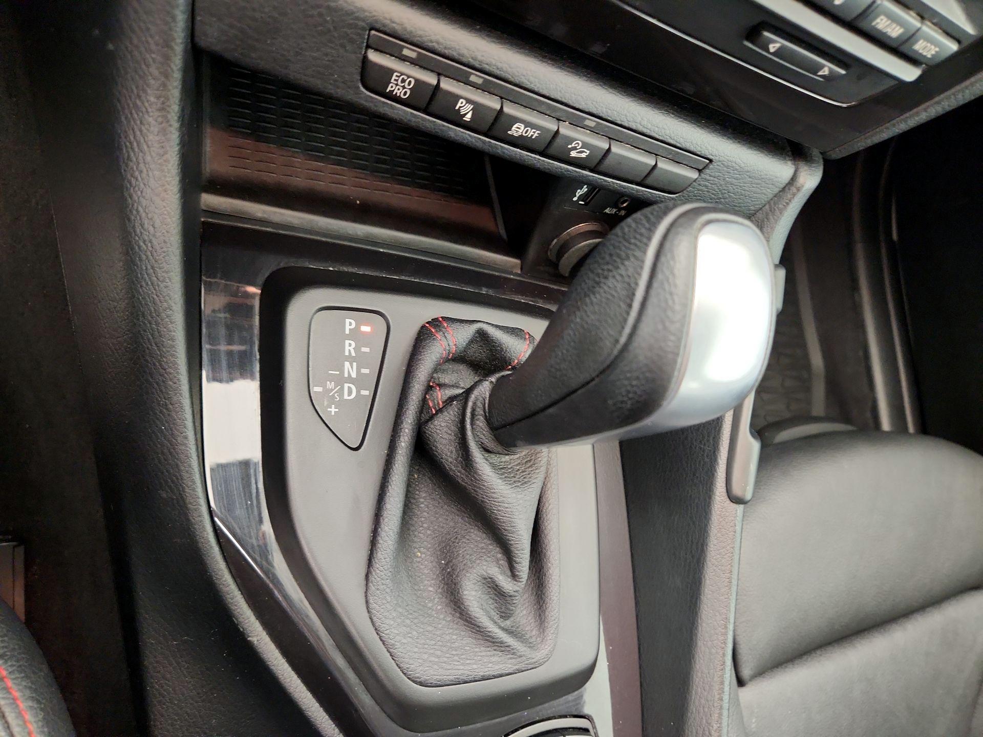 Thumbnail: 2015 BMW X1 - 15