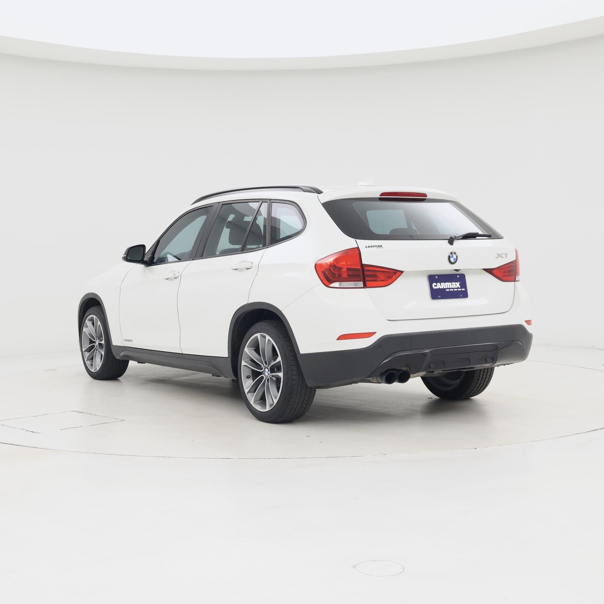 Thumbnail: 2015 BMW X1 - 2