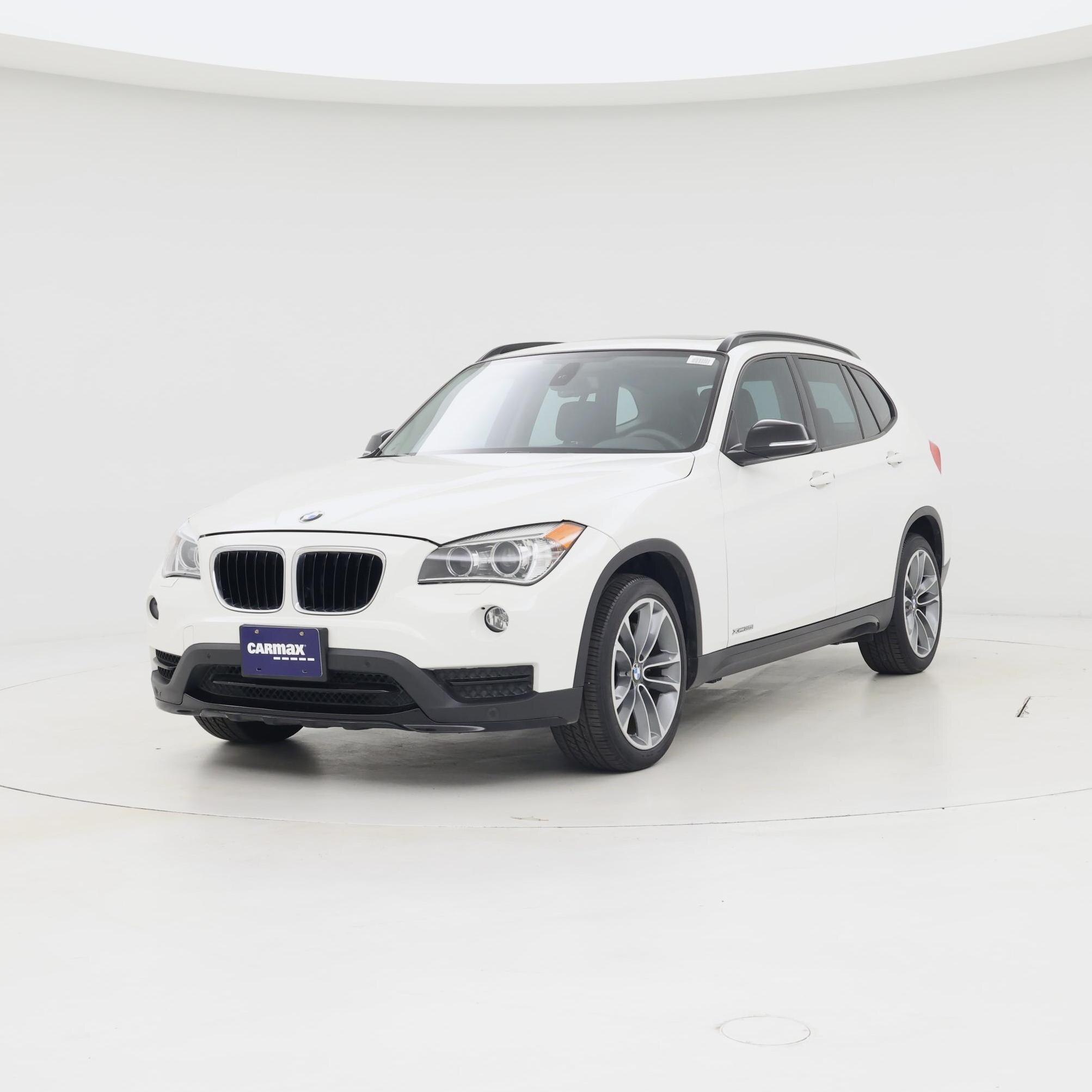 Thumbnail: 2015 BMW X1 - 4
