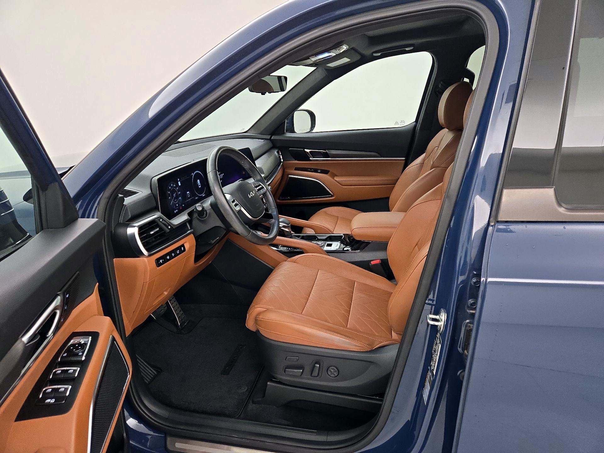 Thumbnail: 2023 Kia Telluride - 11
