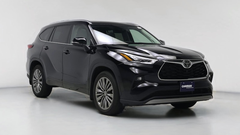 2022 Toyota Highlander Platinum Hero Image