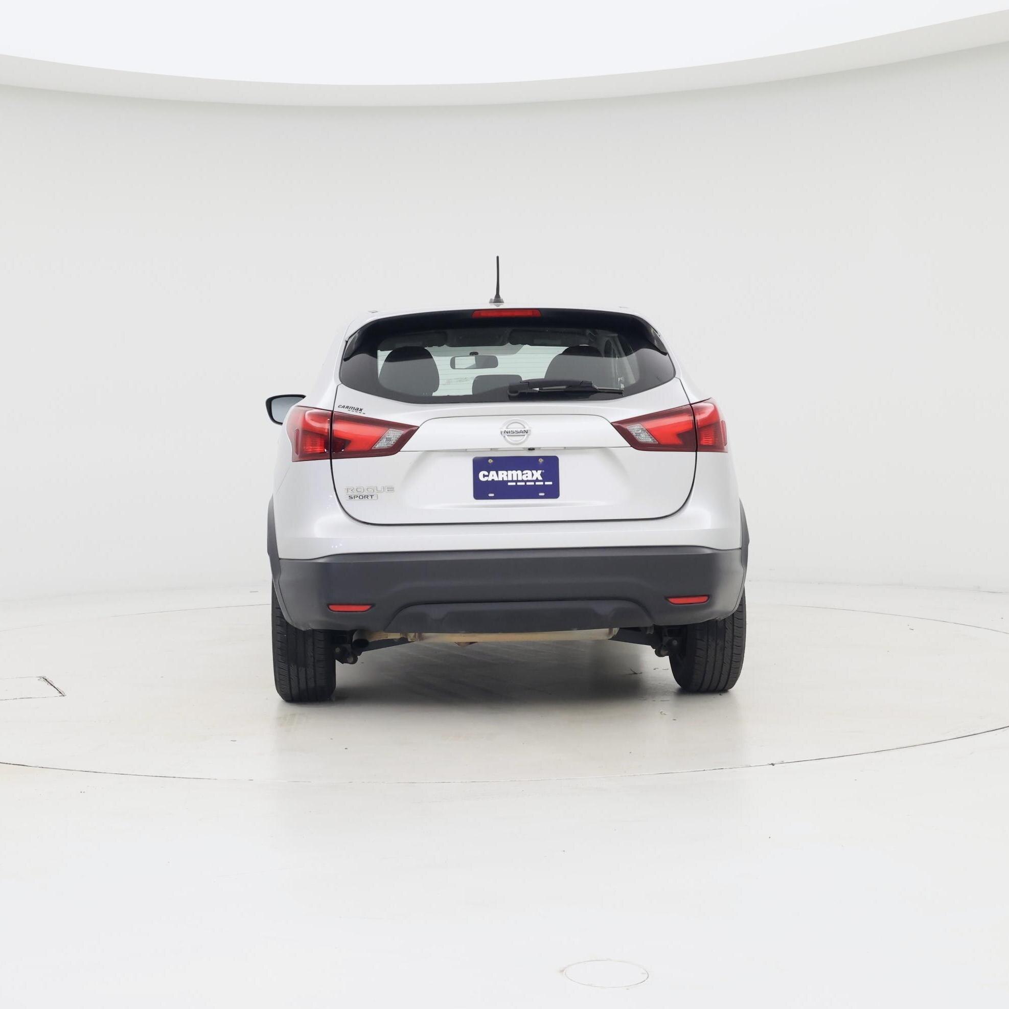 Thumbnail: 2018 Nissan Rogue Sport - 6