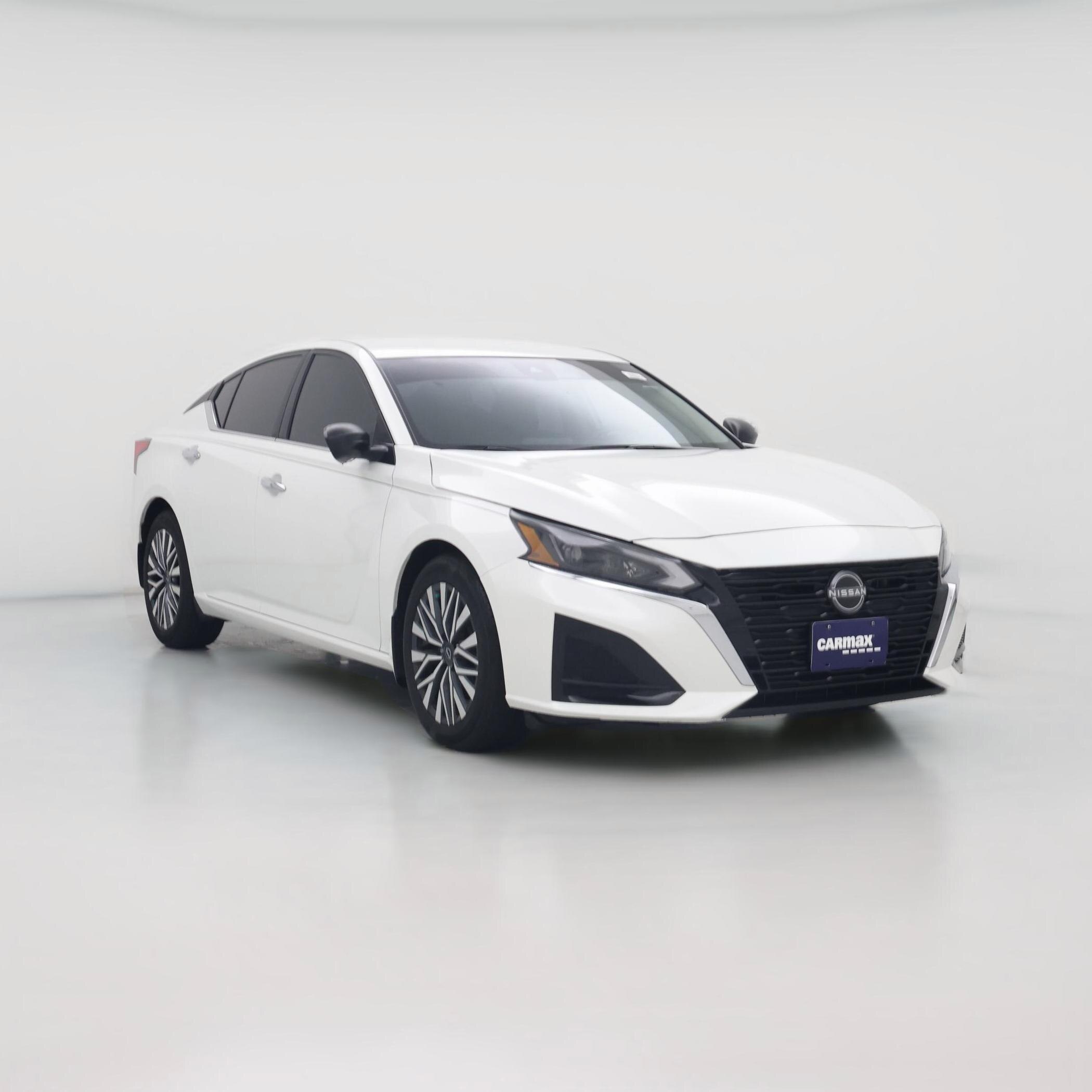 Thumbnail: 2024 Nissan Altima - 1